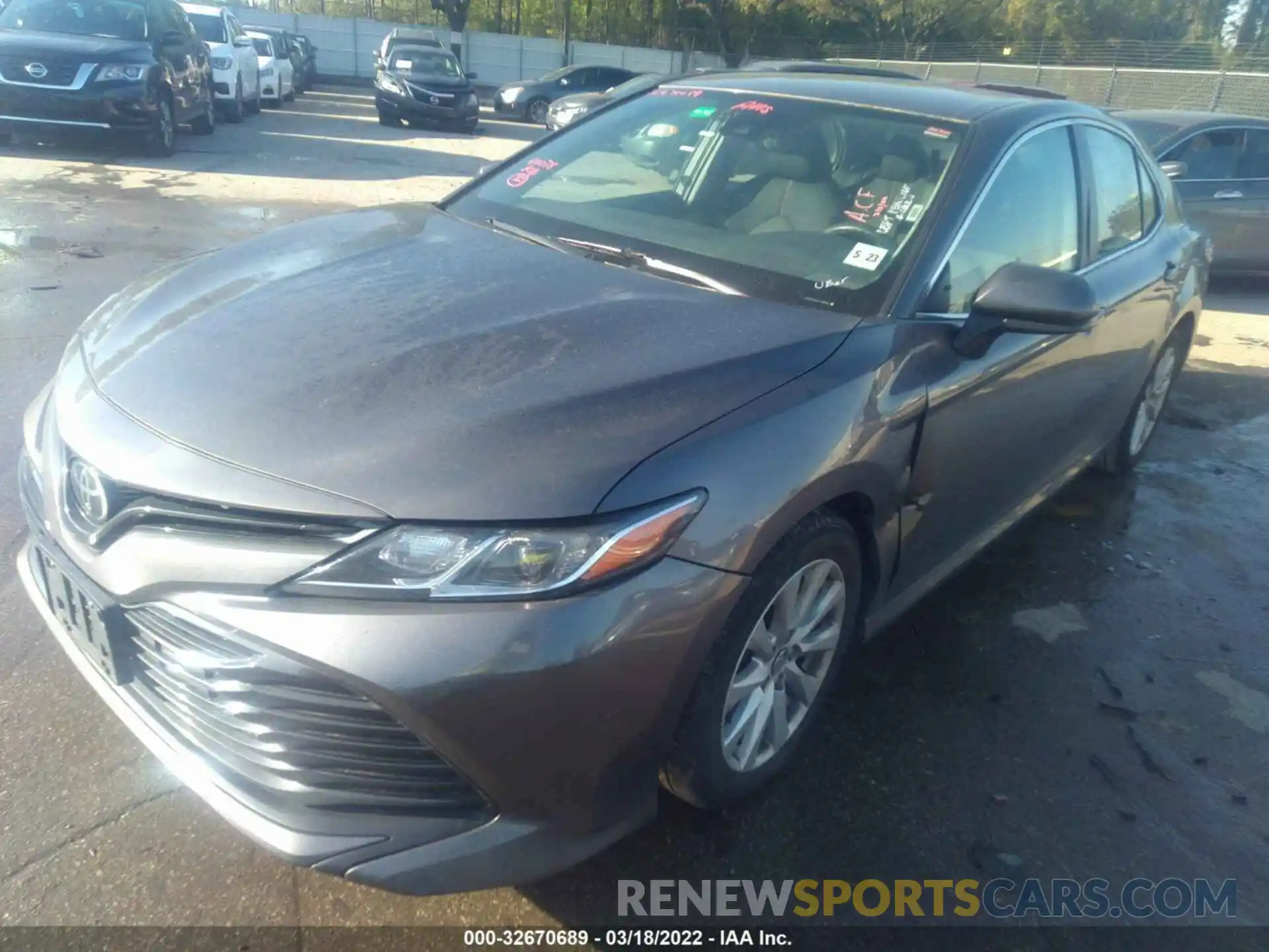 6 Photograph of a damaged car 4T1B11HK0KU258866 TOYOTA CAMRY 2019