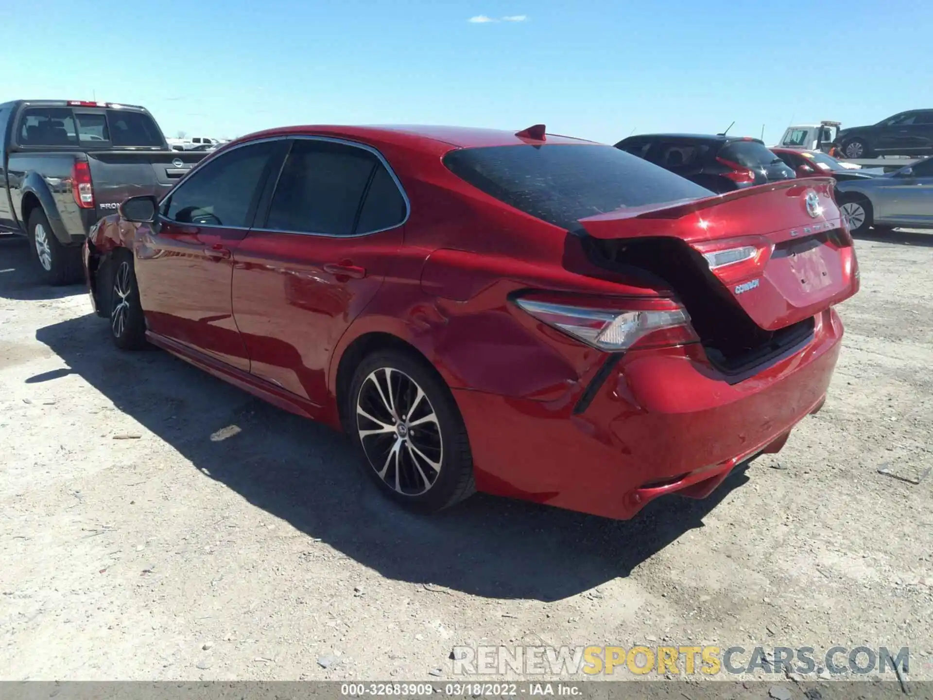 3 Photograph of a damaged car 4T1B11HK0KU259578 TOYOTA CAMRY 2019