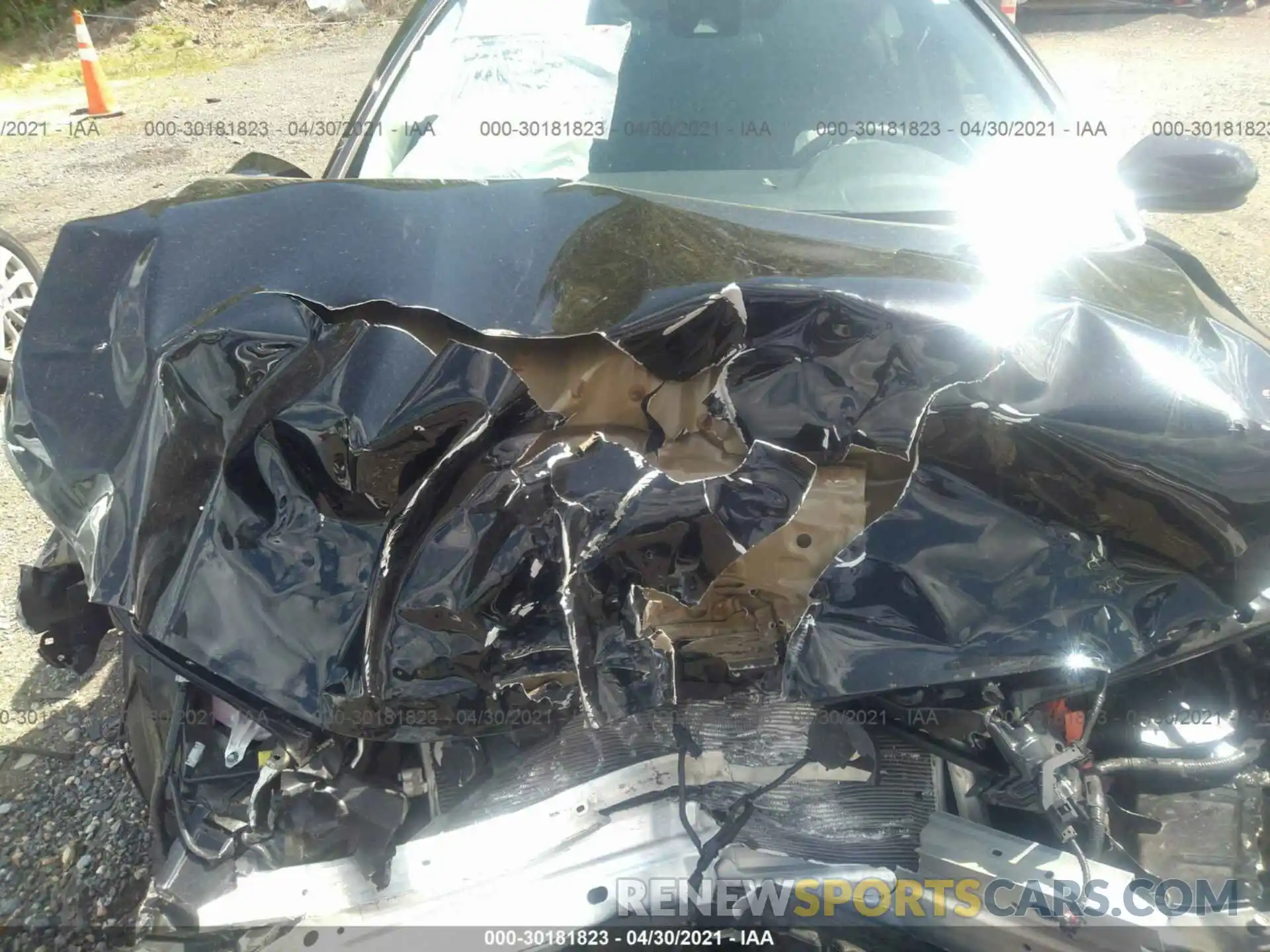 10 Photograph of a damaged car 4T1B11HK0KU260522 TOYOTA CAMRY 2019