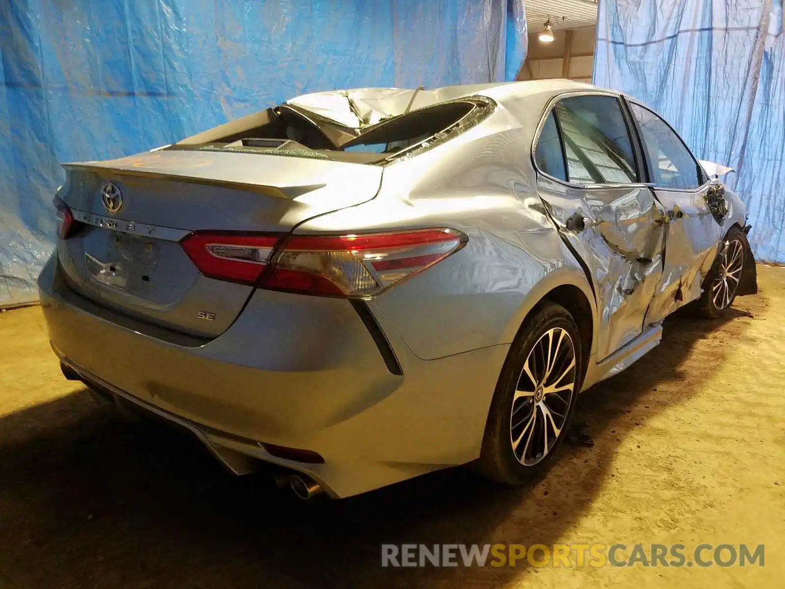 4 Photograph of a damaged car 4T1B11HK0KU260715 TOYOTA CAMRY 2019