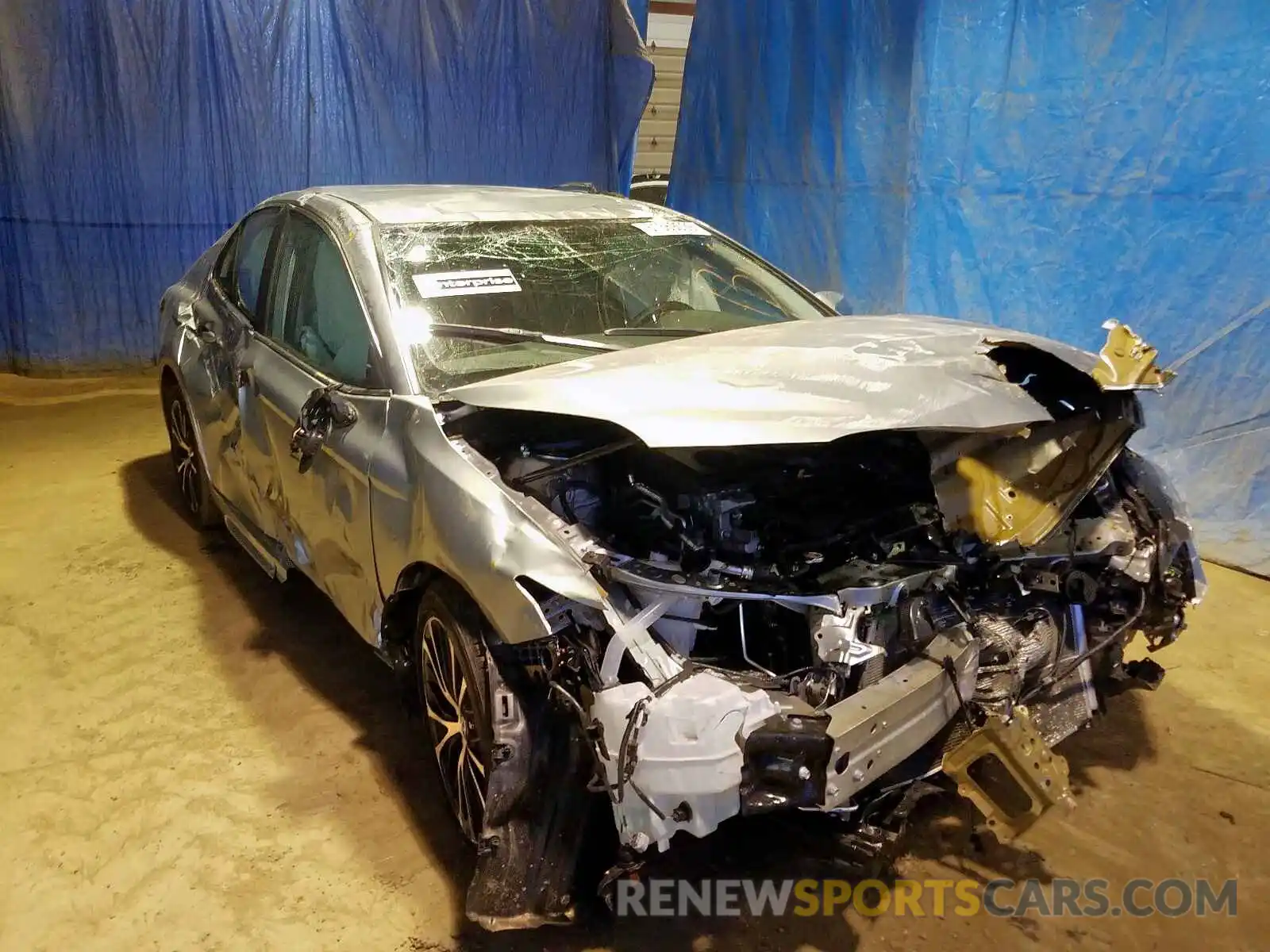 9 Photograph of a damaged car 4T1B11HK0KU260715 TOYOTA CAMRY 2019