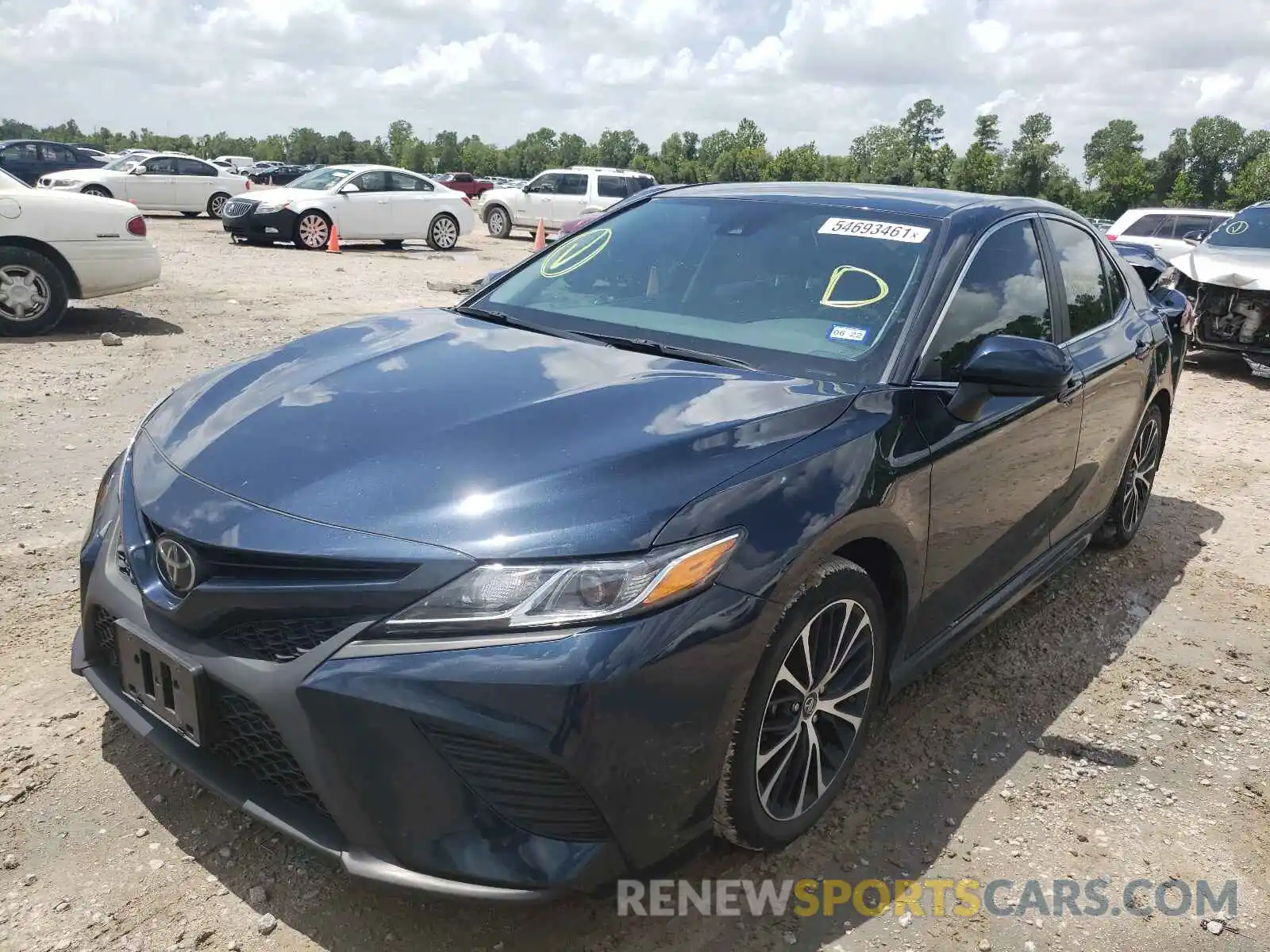 2 Photograph of a damaged car 4T1B11HK0KU262299 TOYOTA CAMRY 2019