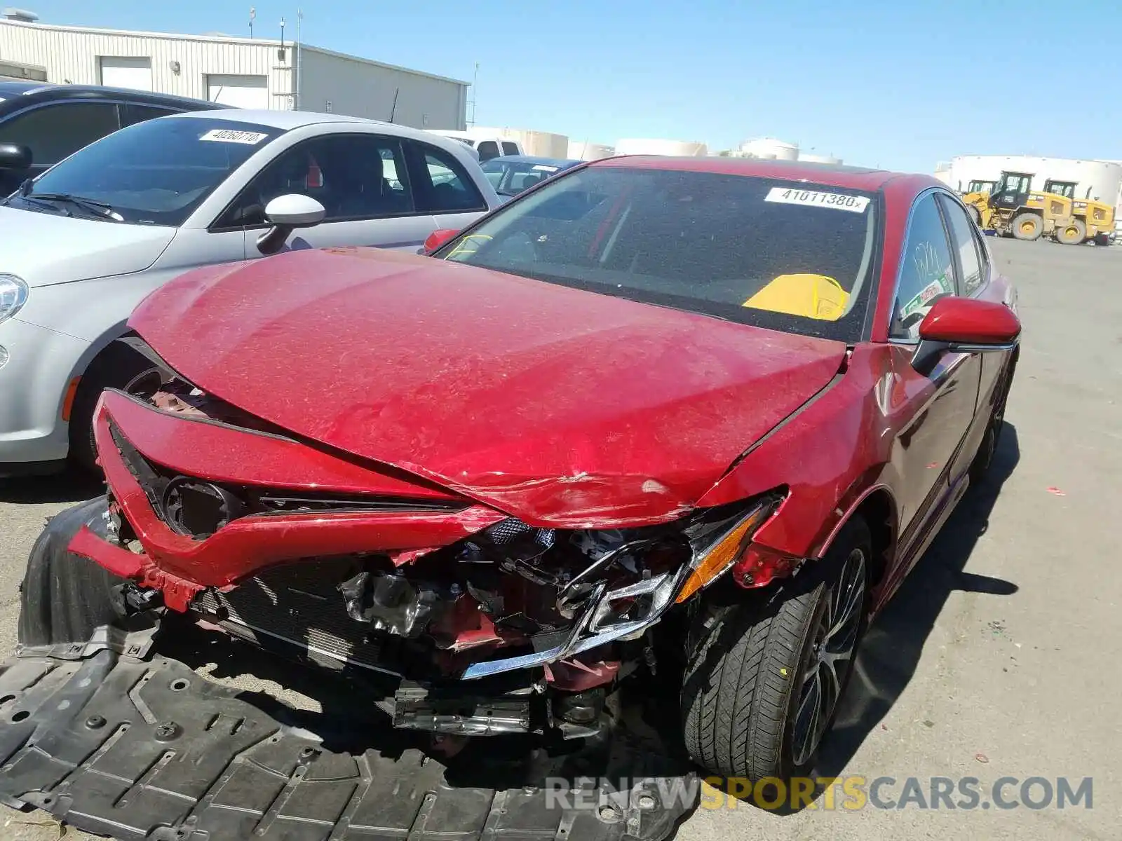 2 Photograph of a damaged car 4T1B11HK0KU264165 TOYOTA CAMRY 2019