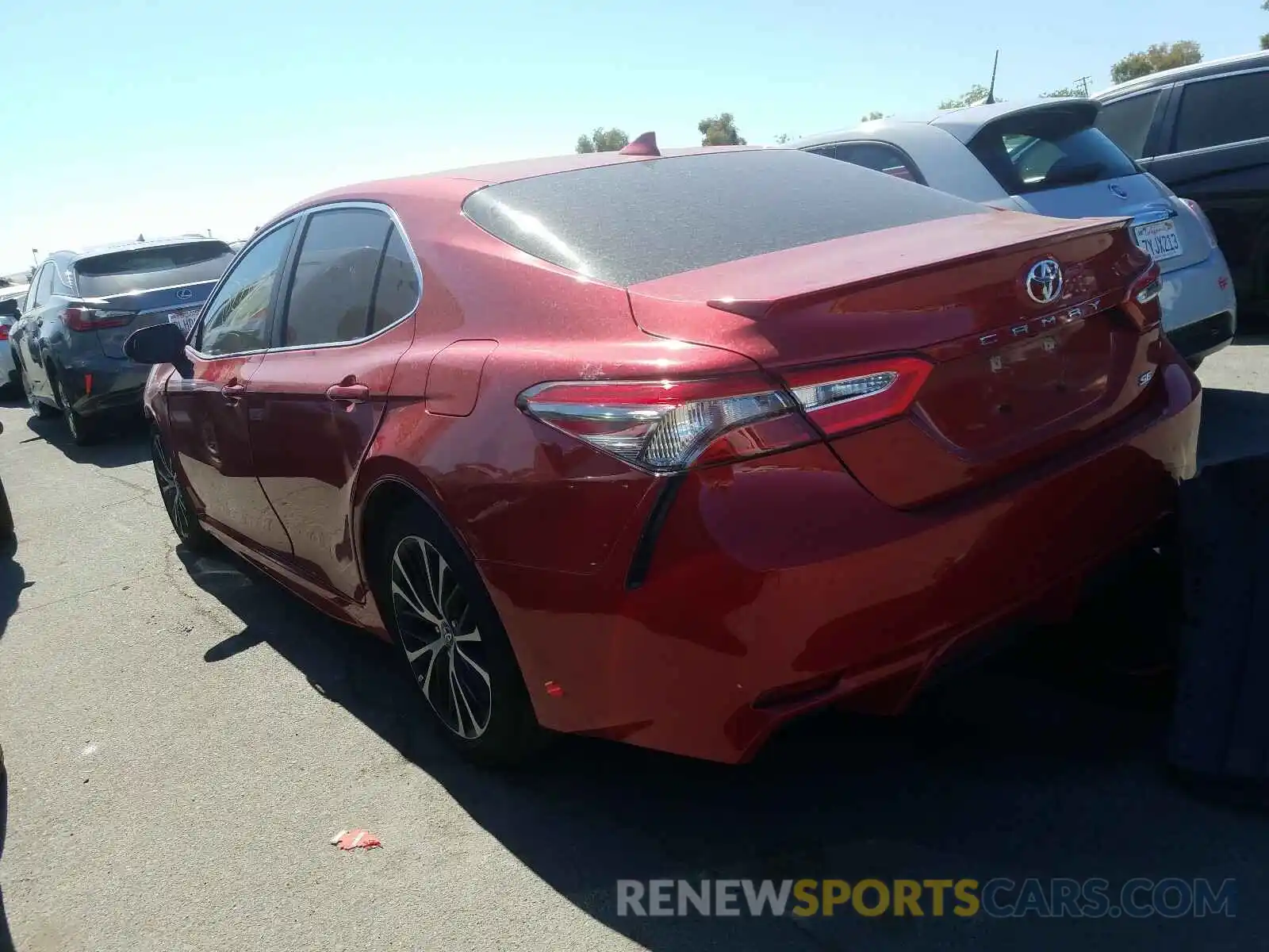 3 Photograph of a damaged car 4T1B11HK0KU264165 TOYOTA CAMRY 2019