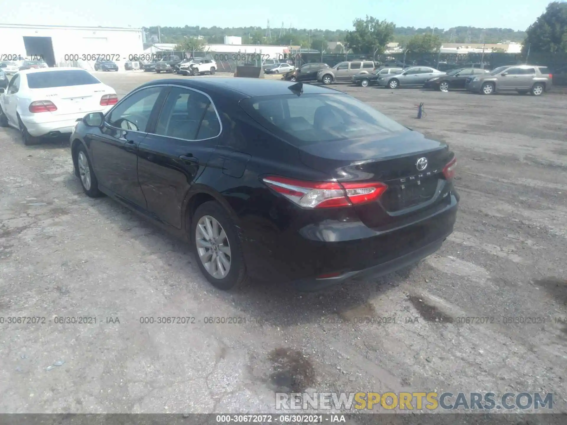 3 Photograph of a damaged car 4T1B11HK0KU264604 TOYOTA CAMRY 2019