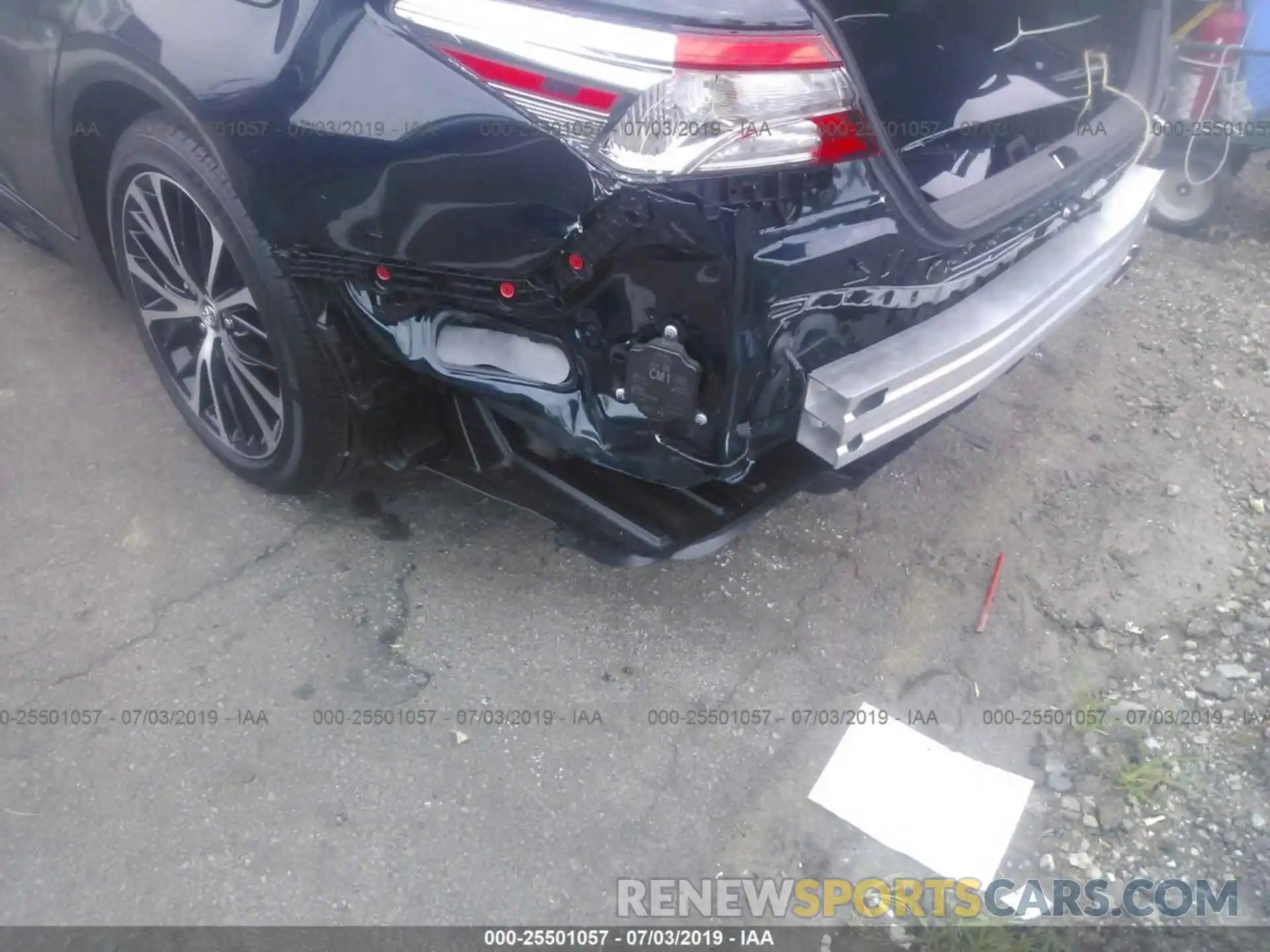 6 Photograph of a damaged car 4T1B11HK0KU264845 TOYOTA CAMRY 2019