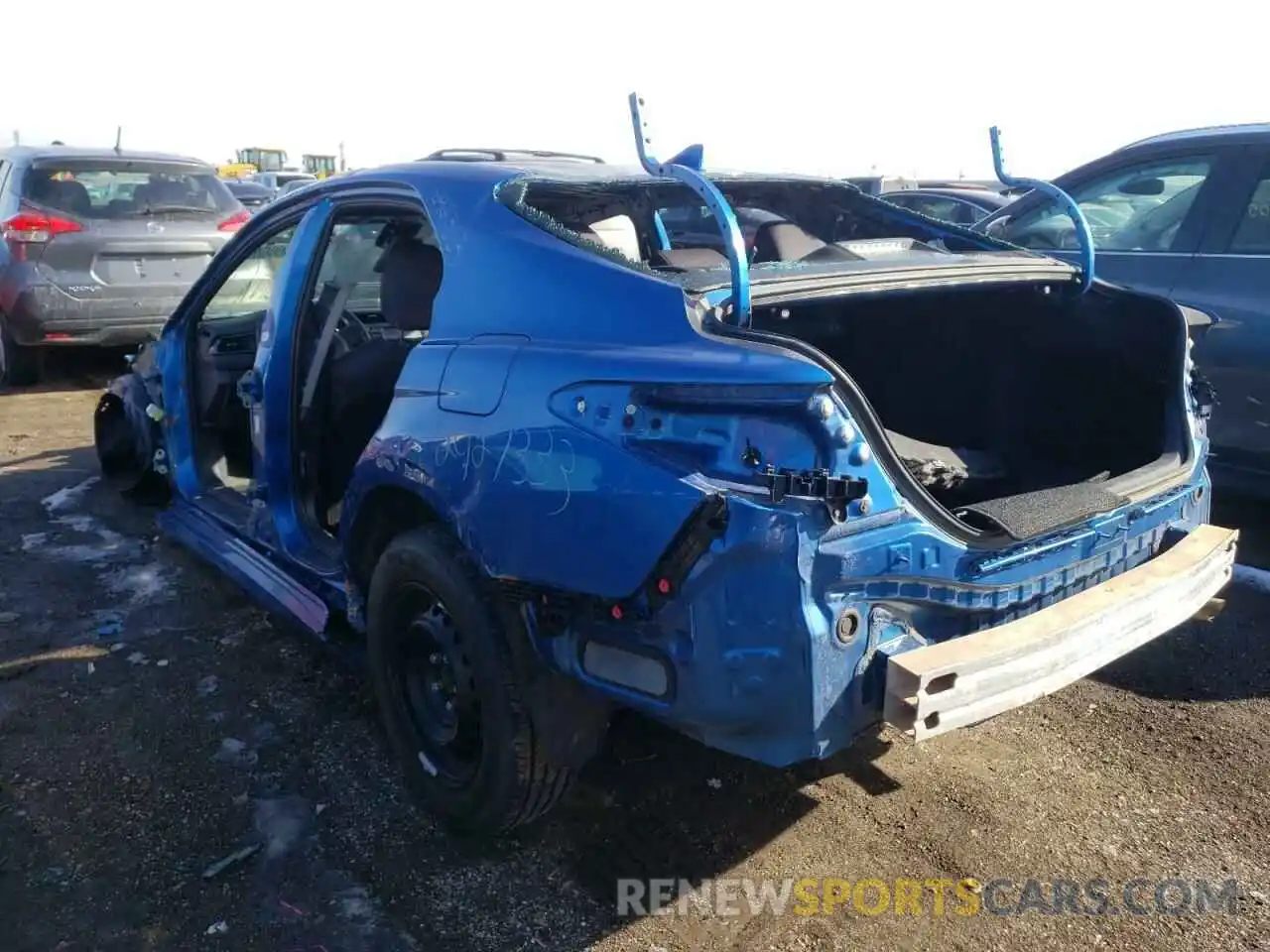 3 Photograph of a damaged car 4T1B11HK0KU264909 TOYOTA CAMRY 2019