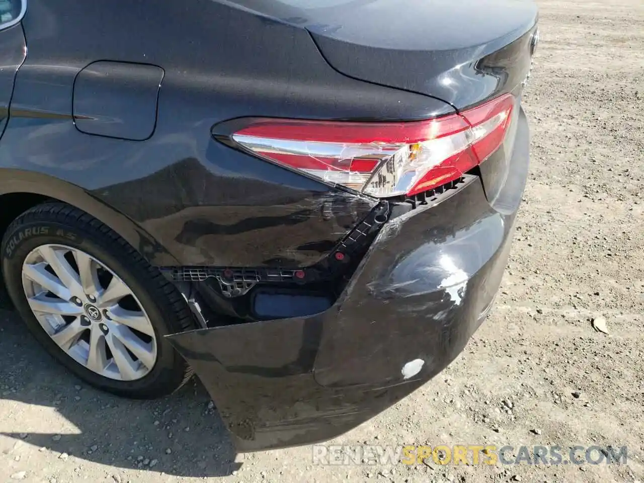 9 Photograph of a damaged car 4T1B11HK0KU265879 TOYOTA CAMRY 2019