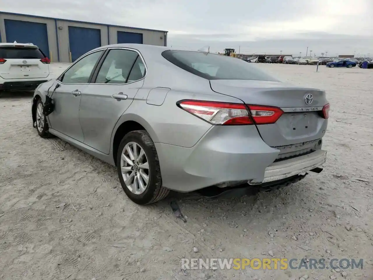 3 Photograph of a damaged car 4T1B11HK0KU265977 TOYOTA CAMRY 2019