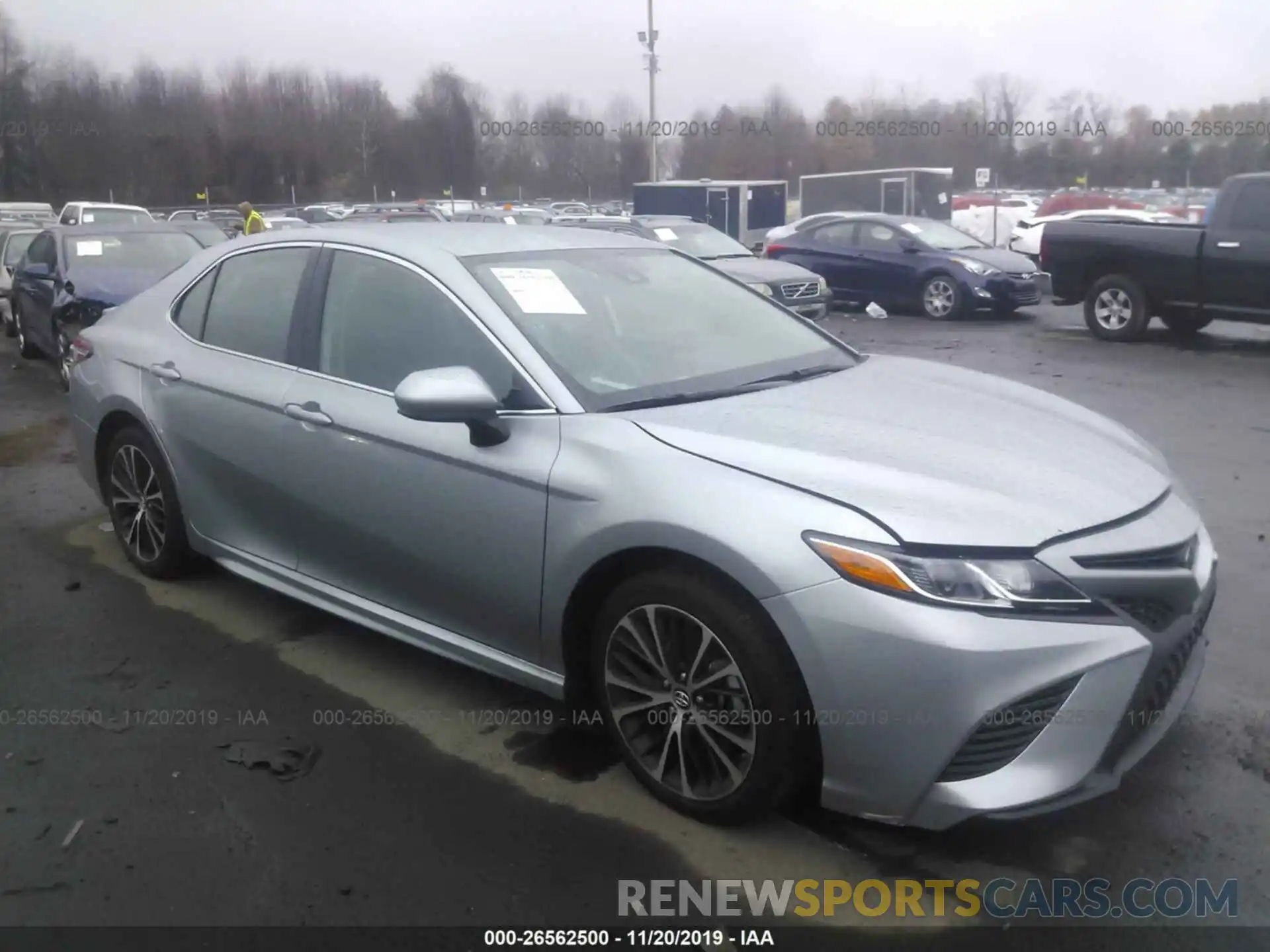 1 Photograph of a damaged car 4T1B11HK0KU266742 TOYOTA CAMRY 2019