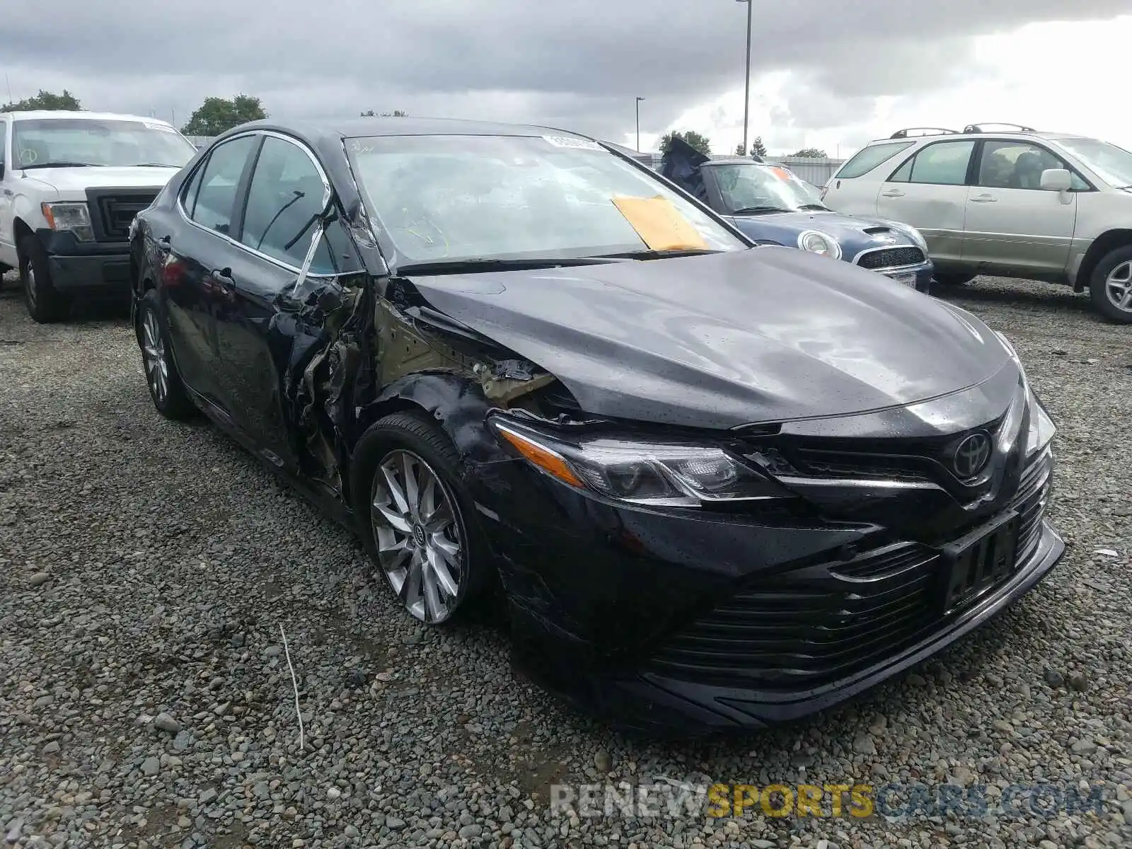 1 Photograph of a damaged car 4T1B11HK0KU267129 TOYOTA CAMRY 2019