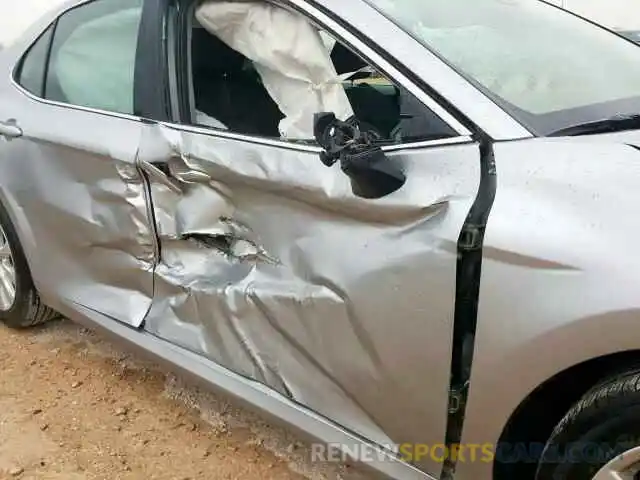 9 Photograph of a damaged car 4T1B11HK0KU267700 TOYOTA CAMRY 2019