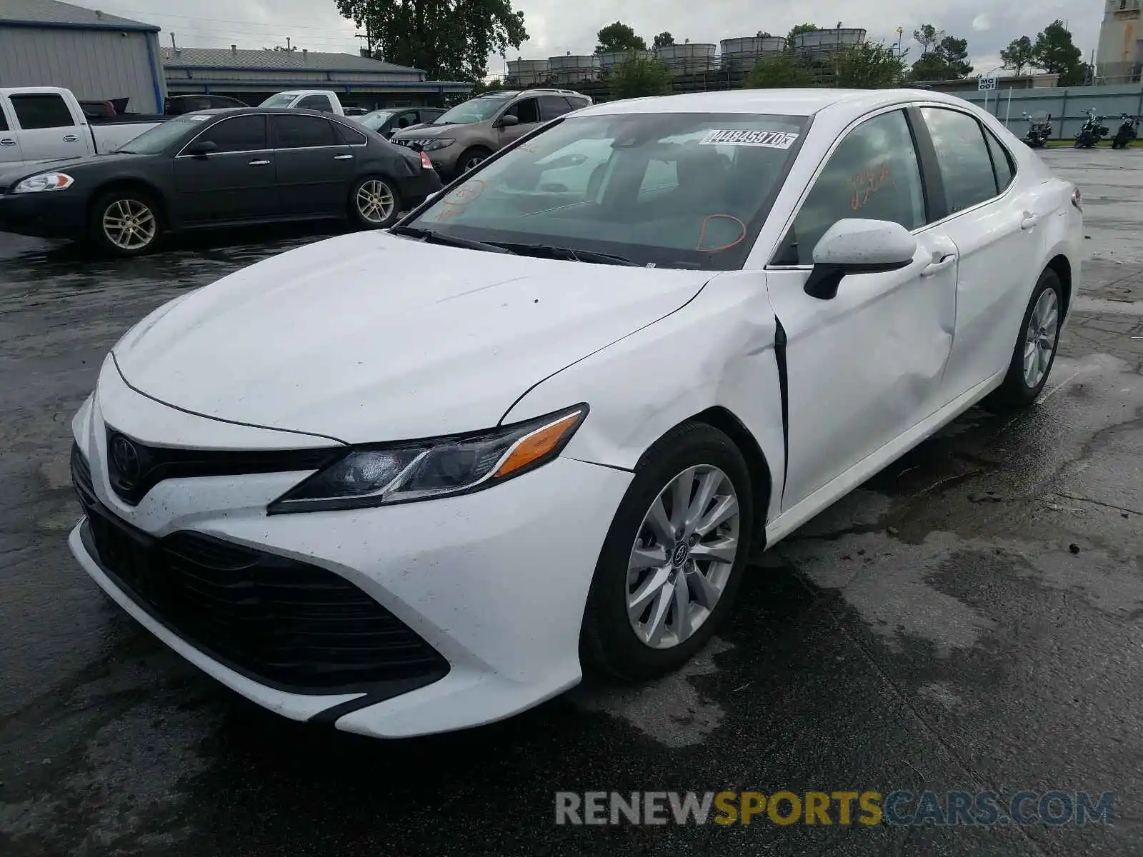 2 Photograph of a damaged car 4T1B11HK0KU268992 TOYOTA CAMRY 2019