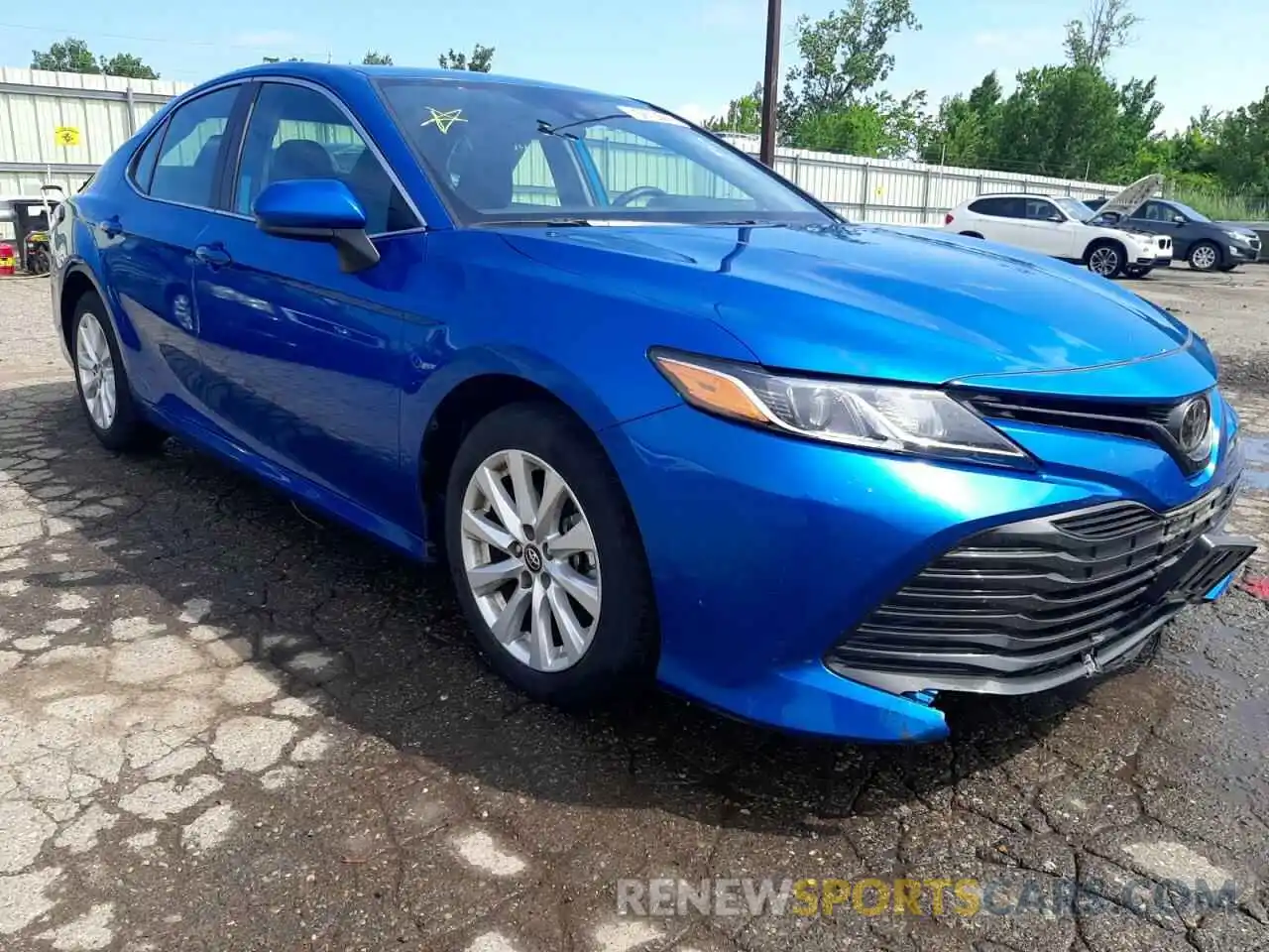 1 Photograph of a damaged car 4T1B11HK0KU269608 TOYOTA CAMRY 2019