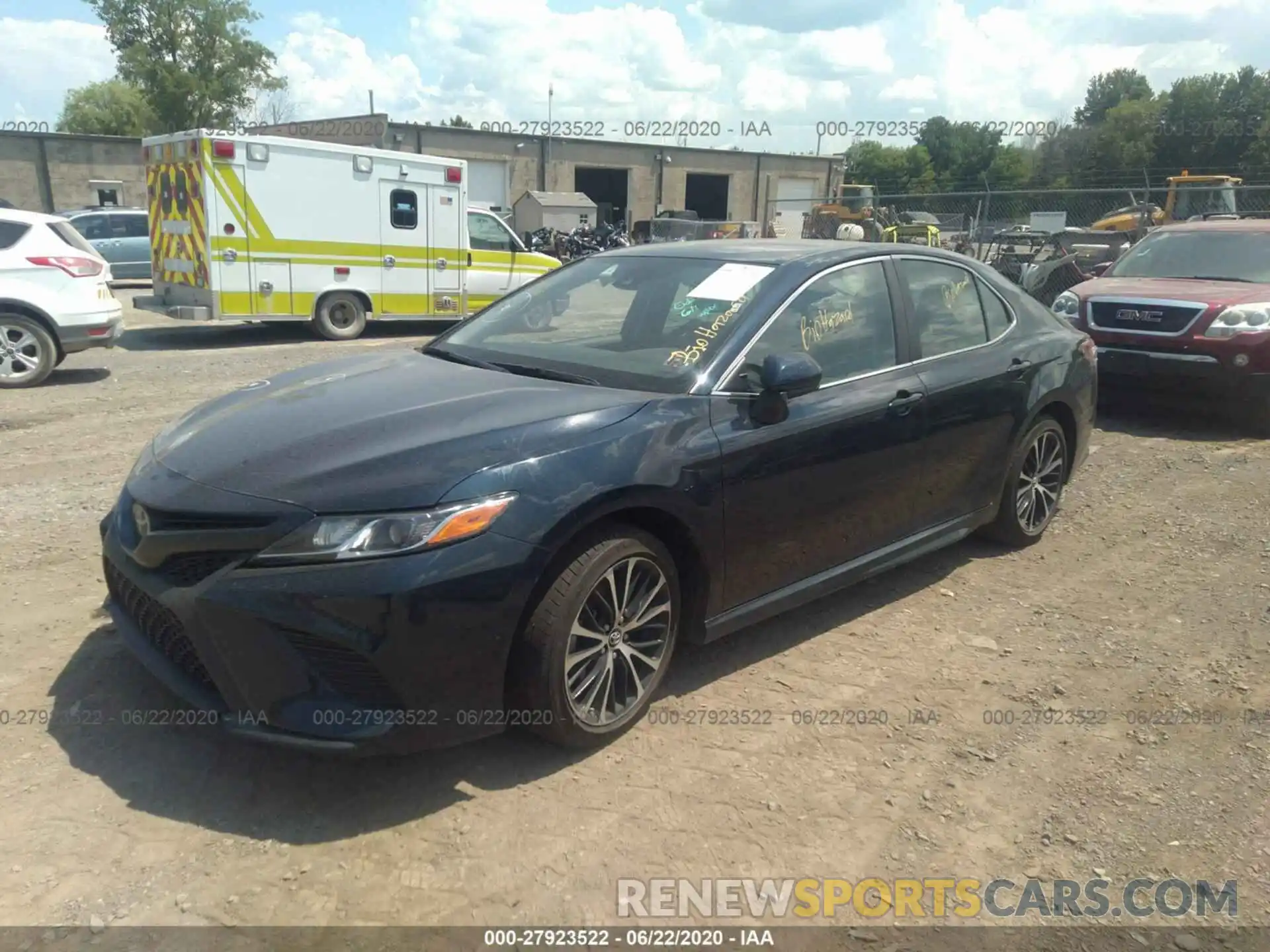 2 Photograph of a damaged car 4T1B11HK0KU271021 TOYOTA CAMRY 2019