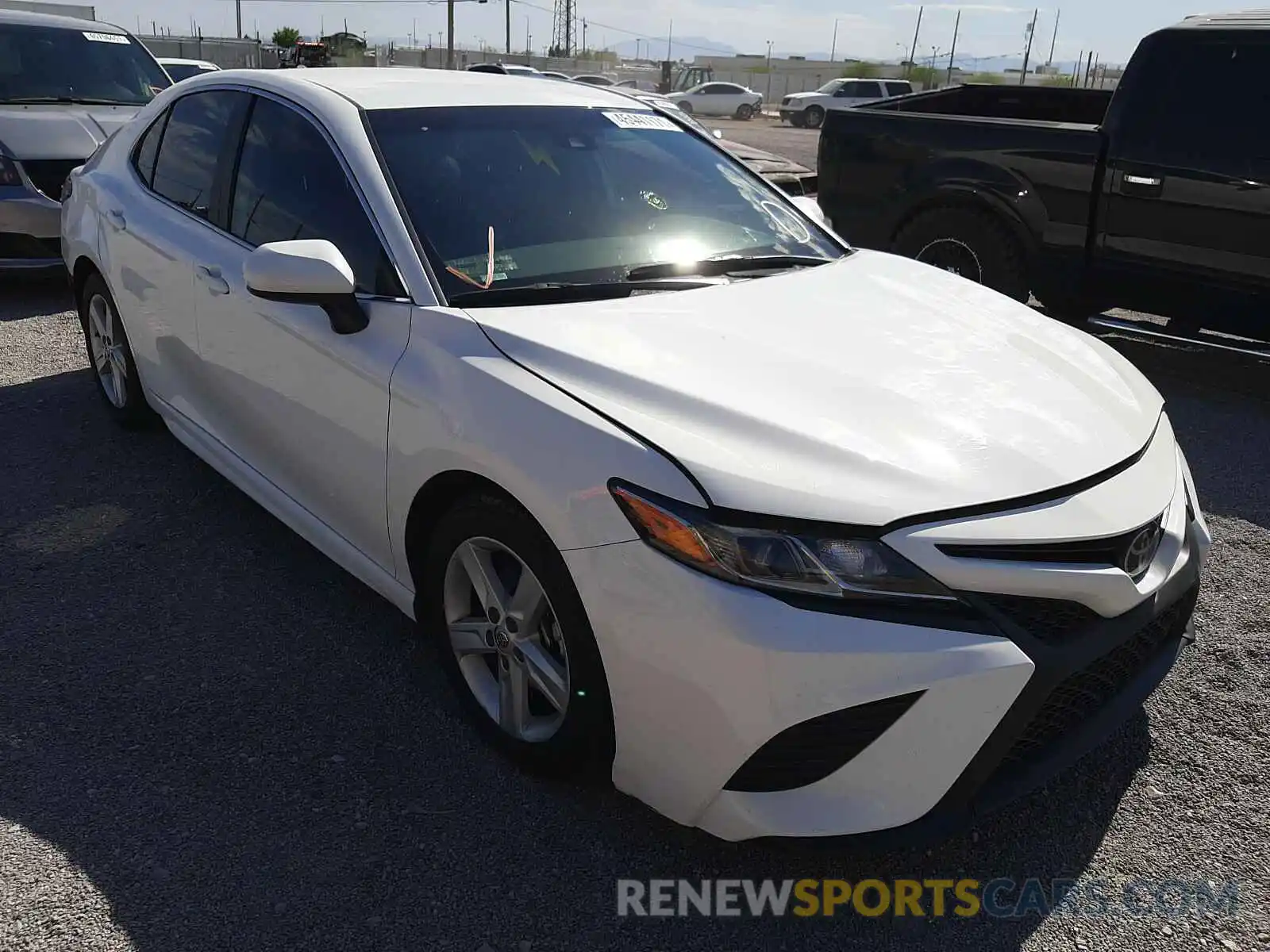 1 Photograph of a damaged car 4T1B11HK0KU271410 TOYOTA CAMRY 2019