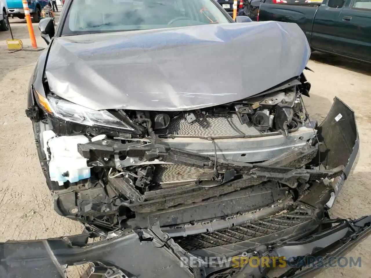 9 Photograph of a damaged car 4T1B11HK0KU271844 TOYOTA CAMRY 2019