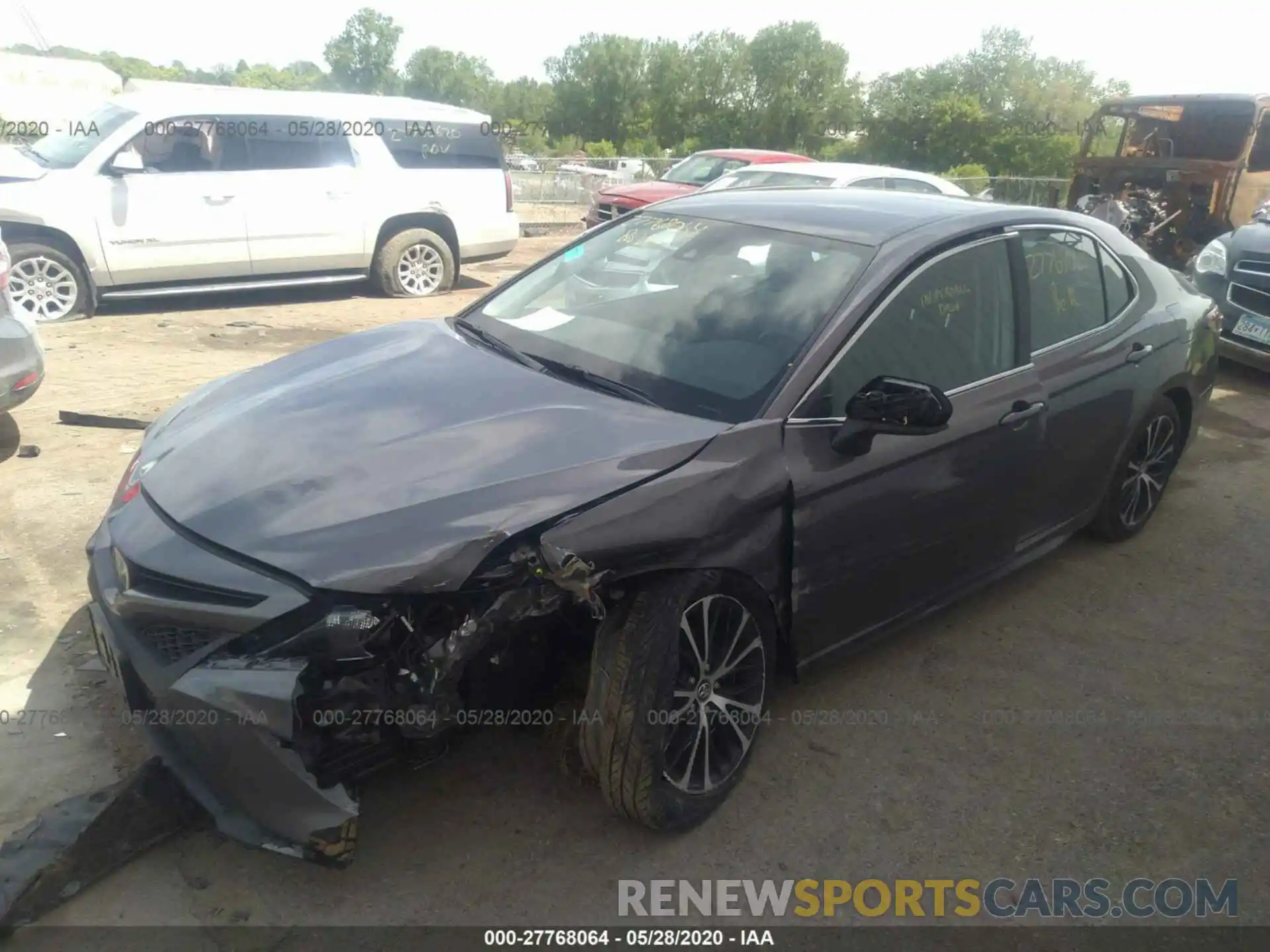 2 Photograph of a damaged car 4T1B11HK0KU272508 TOYOTA CAMRY 2019