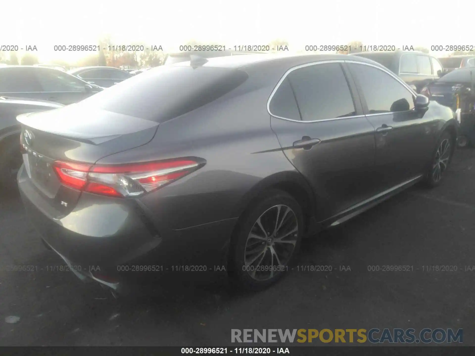 4 Photograph of a damaged car 4T1B11HK0KU275022 TOYOTA CAMRY 2019