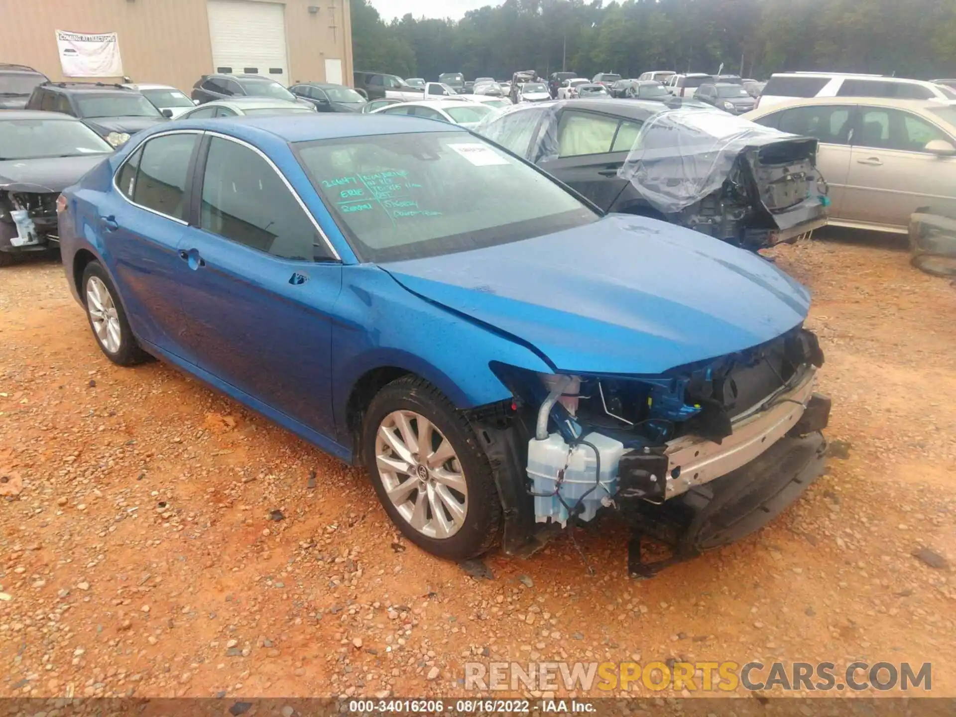 1 Photograph of a damaged car 4T1B11HK0KU275229 TOYOTA CAMRY 2019