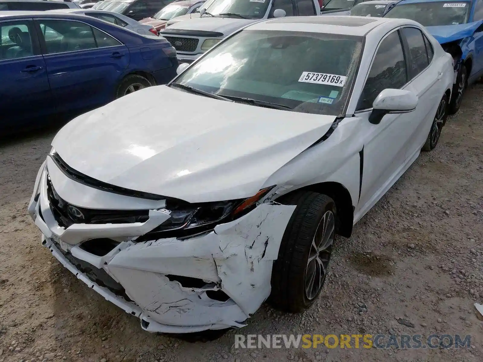 2 Photograph of a damaged car 4T1B11HK0KU276204 TOYOTA CAMRY 2019