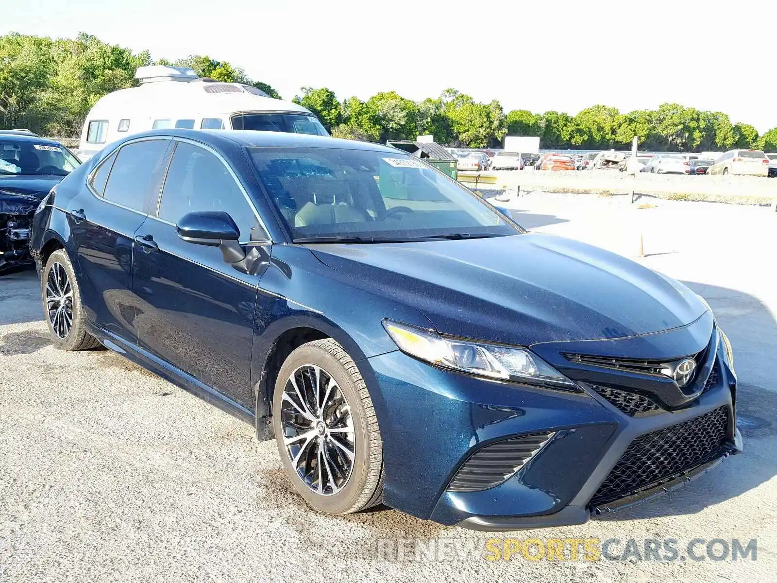 1 Photograph of a damaged car 4T1B11HK0KU277434 TOYOTA CAMRY 2019