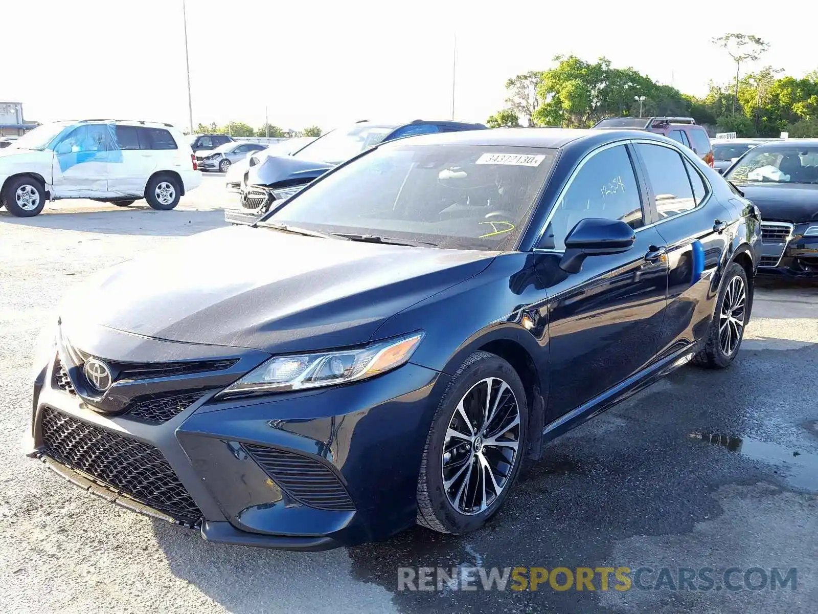 2 Photograph of a damaged car 4T1B11HK0KU277434 TOYOTA CAMRY 2019