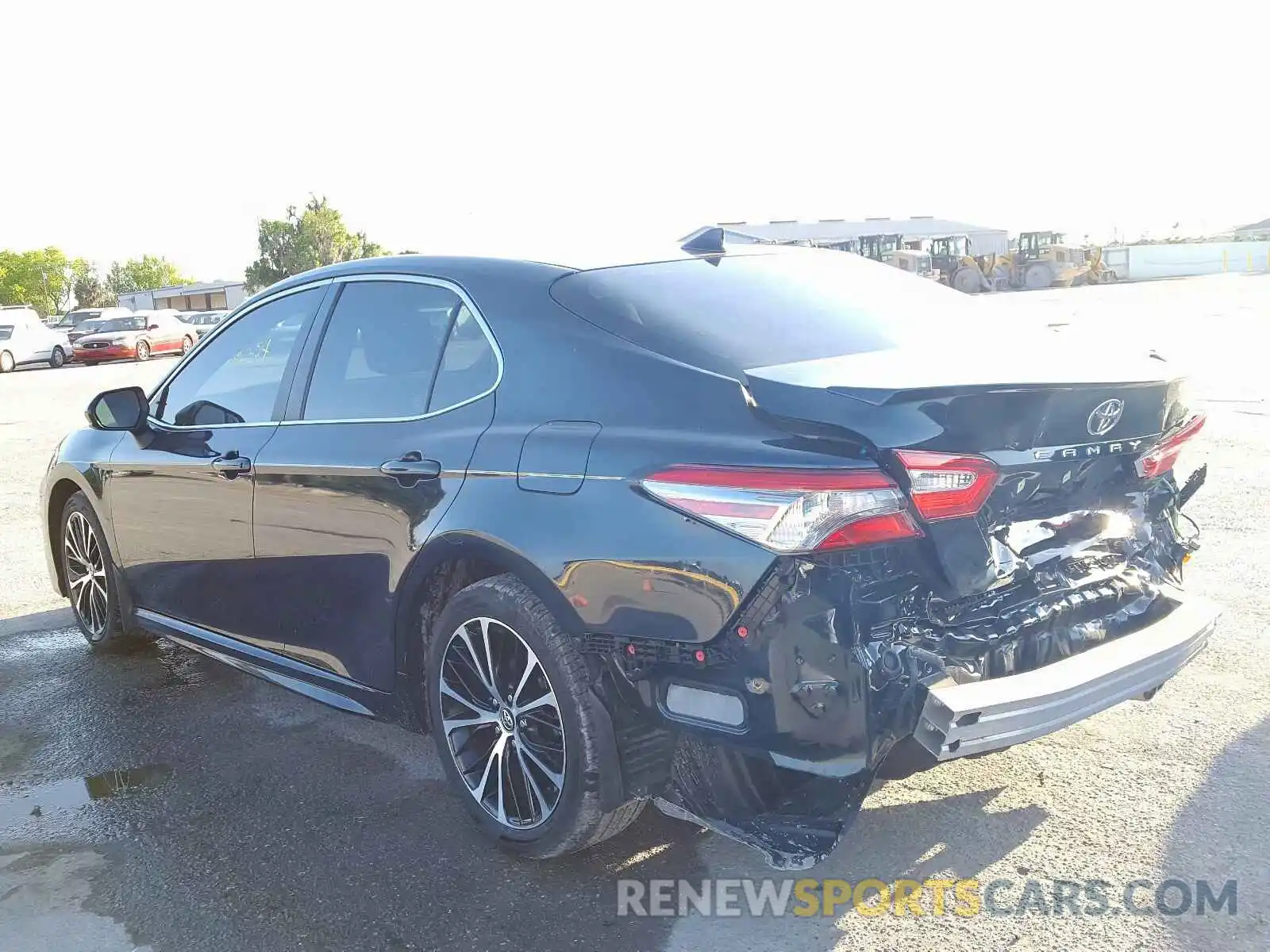 3 Photograph of a damaged car 4T1B11HK0KU277434 TOYOTA CAMRY 2019