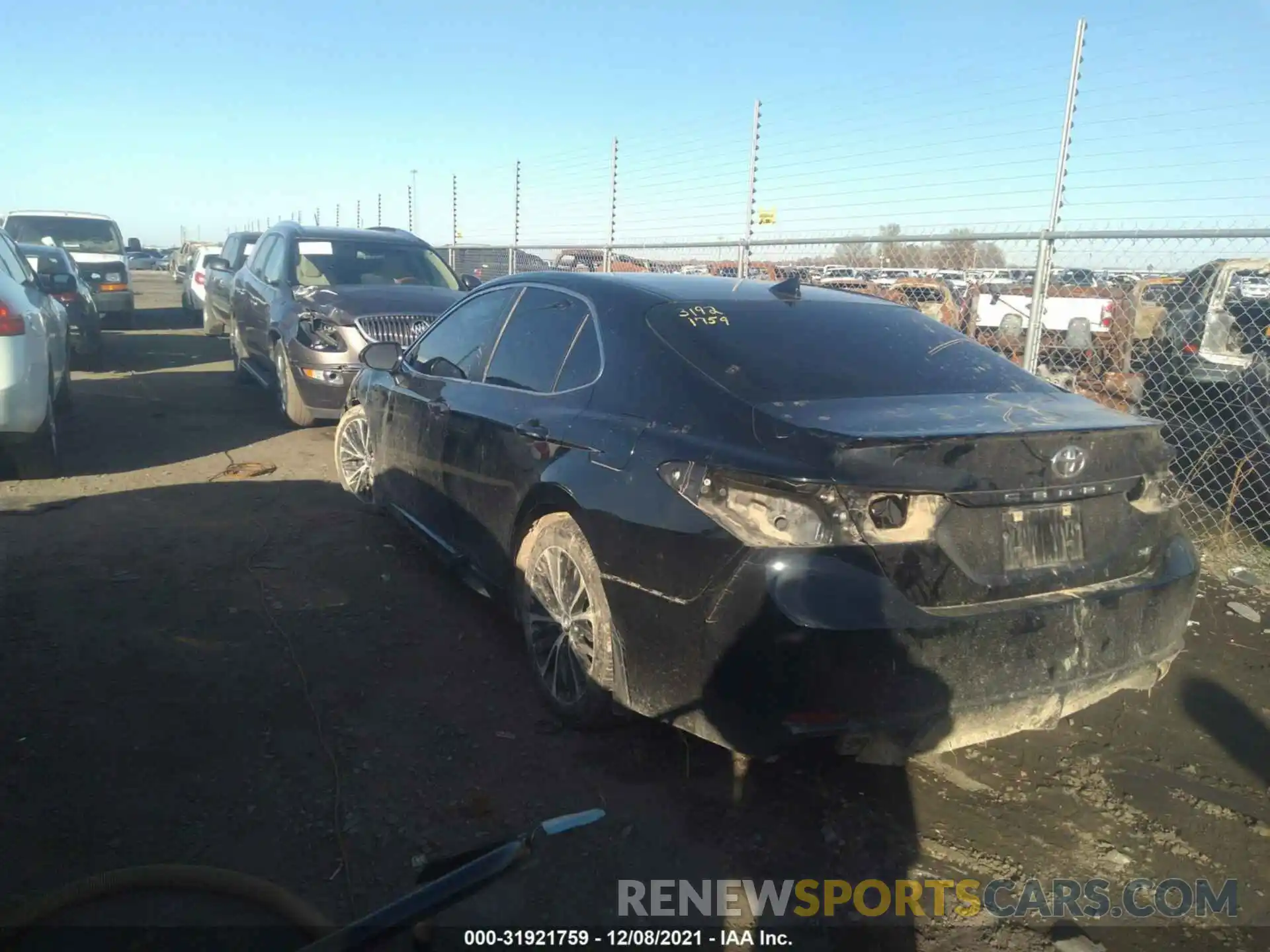 3 Photograph of a damaged car 4T1B11HK0KU278230 TOYOTA CAMRY 2019