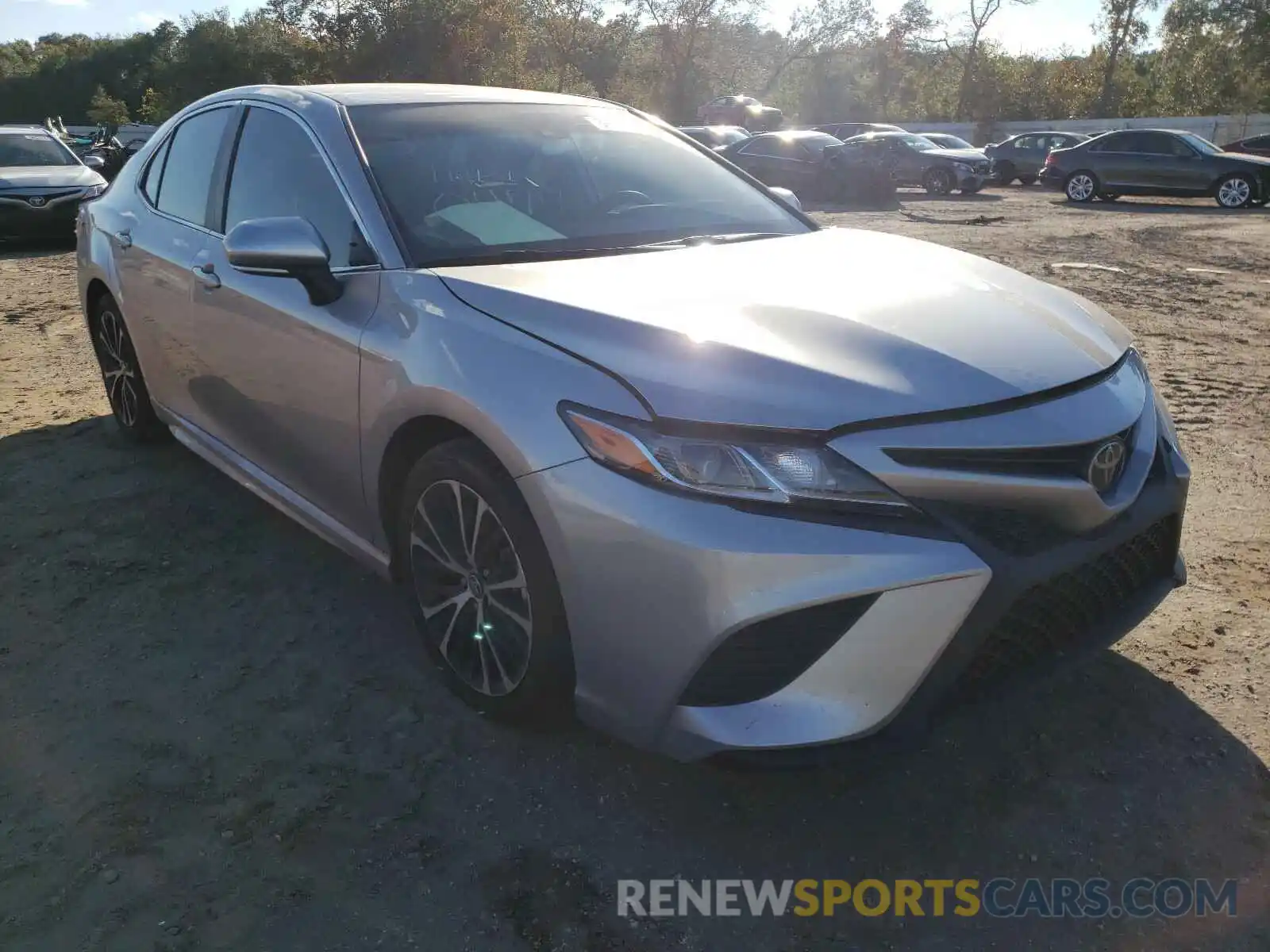 1 Photograph of a damaged car 4T1B11HK0KU280477 TOYOTA CAMRY 2019