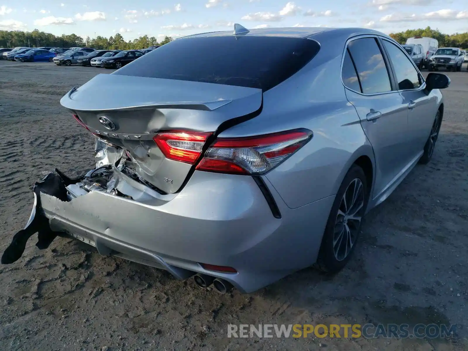 4 Photograph of a damaged car 4T1B11HK0KU280477 TOYOTA CAMRY 2019