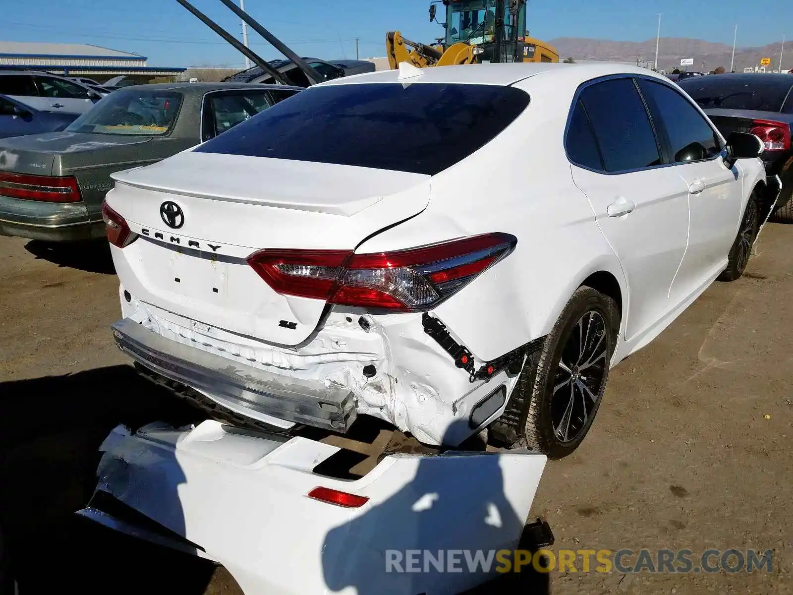 4 Photograph of a damaged car 4T1B11HK0KU282214 TOYOTA CAMRY 2019