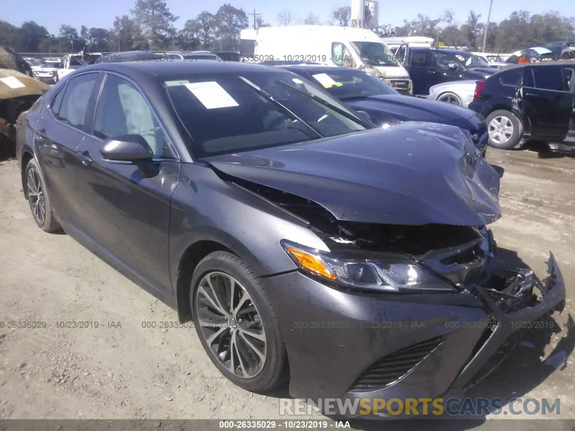 1 Photograph of a damaged car 4T1B11HK0KU283685 TOYOTA CAMRY 2019