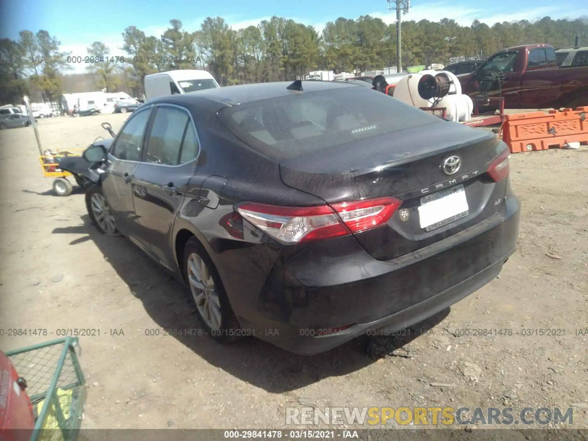 3 Photograph of a damaged car 4T1B11HK0KU284593 TOYOTA CAMRY 2019