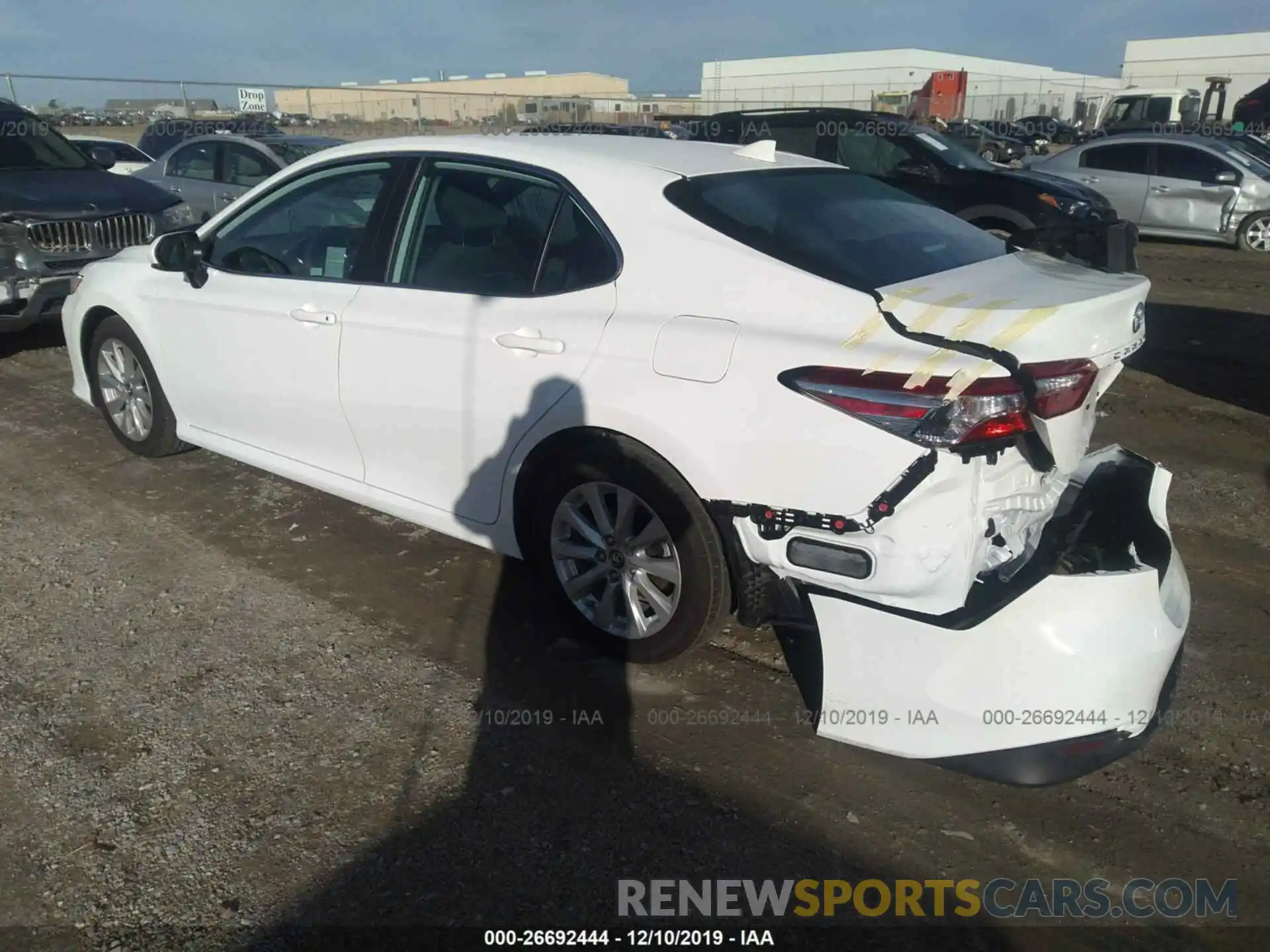 3 Photograph of a damaged car 4T1B11HK0KU285579 TOYOTA CAMRY 2019