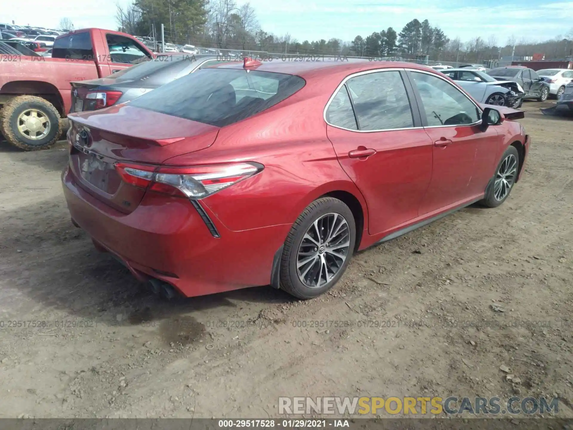 4 Photograph of a damaged car 4T1B11HK0KU289115 TOYOTA CAMRY 2019