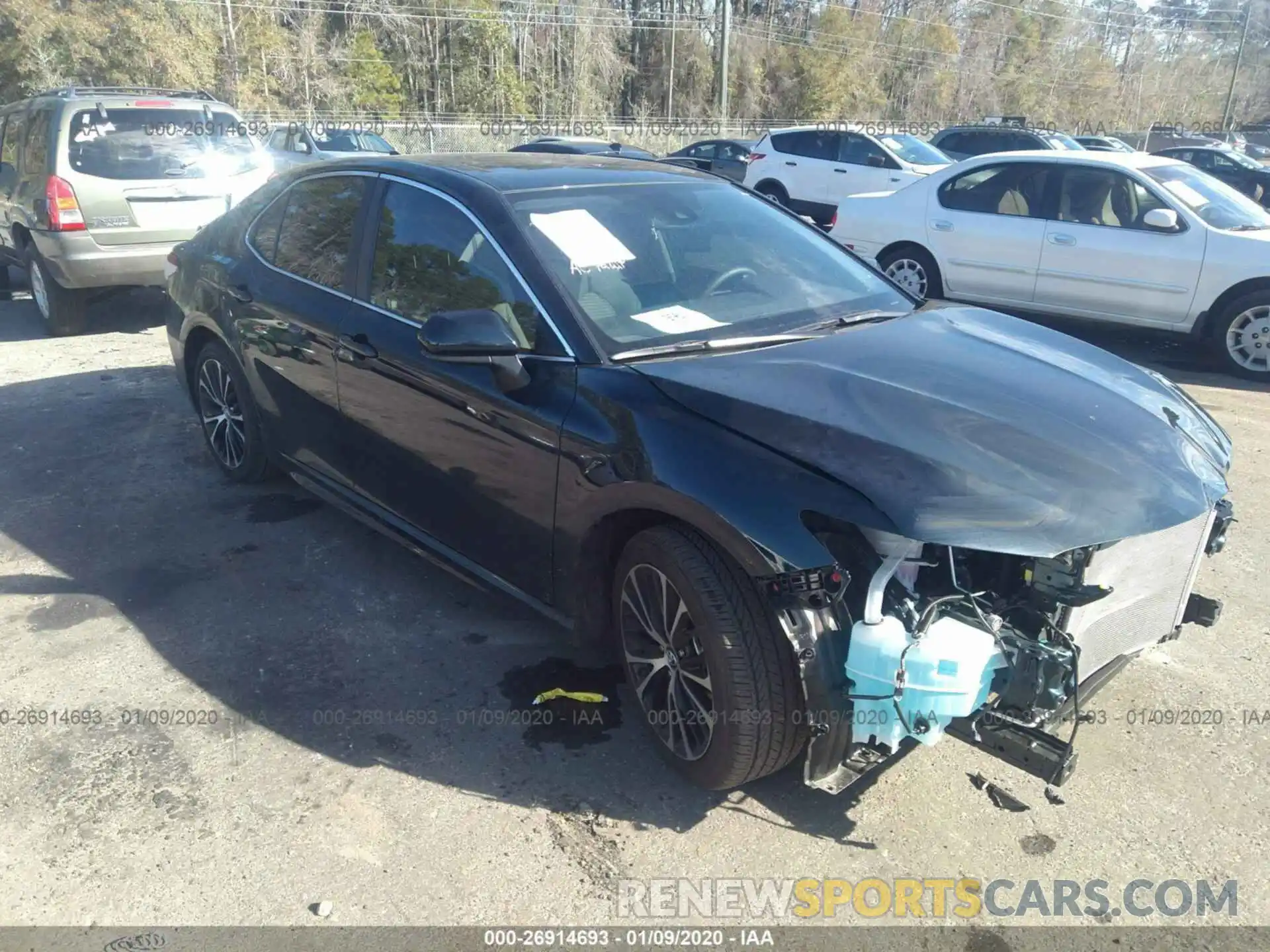 1 Photograph of a damaged car 4T1B11HK0KU289163 TOYOTA CAMRY 2019