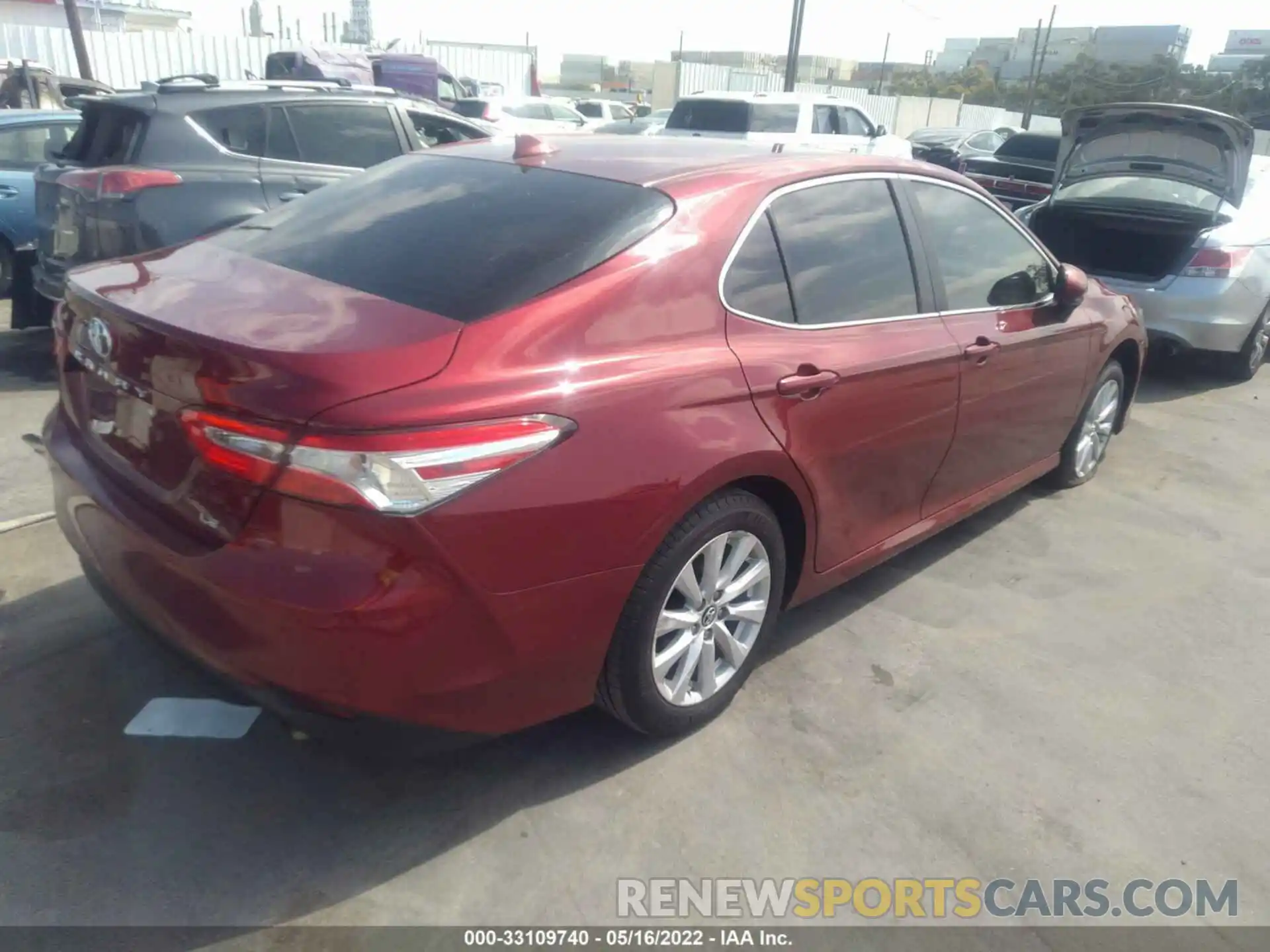 4 Photograph of a damaged car 4T1B11HK0KU290152 TOYOTA CAMRY 2019