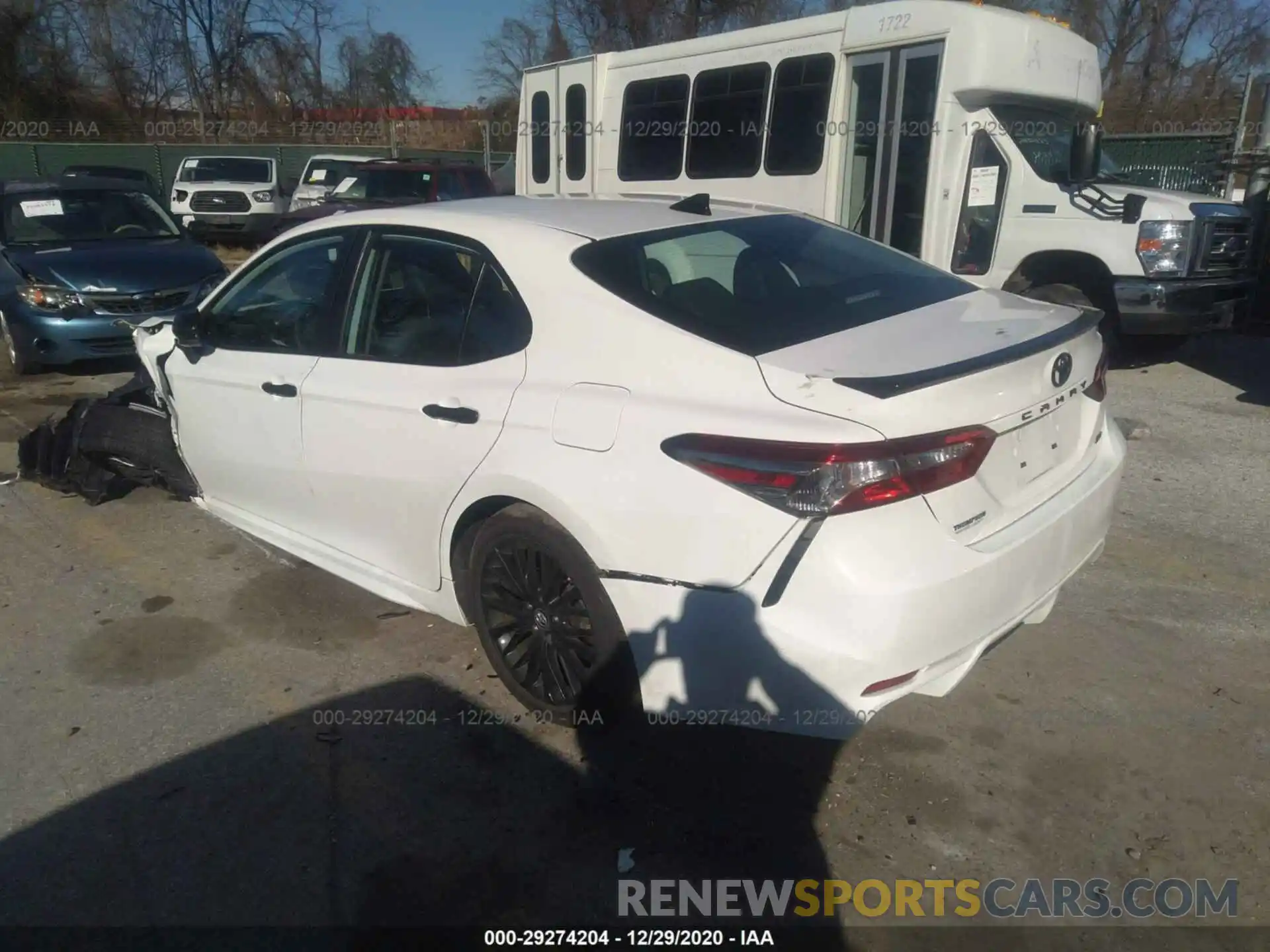 3 Photograph of a damaged car 4T1B11HK0KU290765 TOYOTA CAMRY 2019