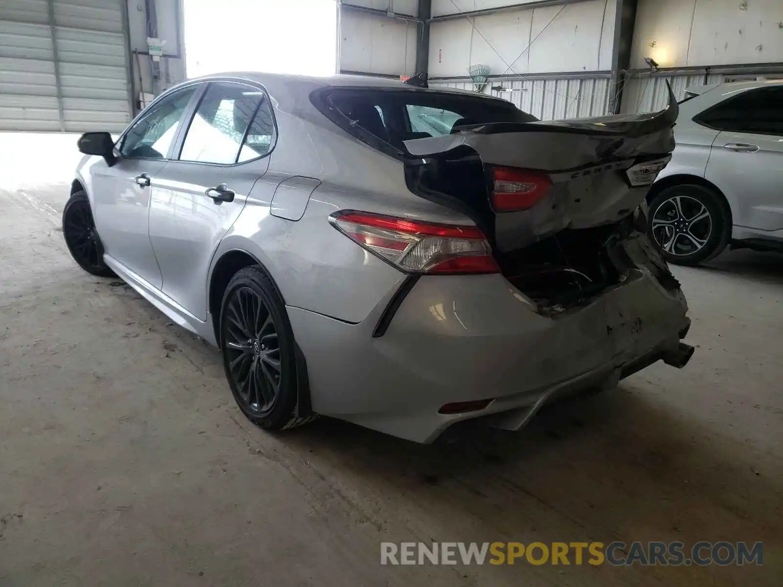 3 Photograph of a damaged car 4T1B11HK0KU290989 TOYOTA CAMRY 2019