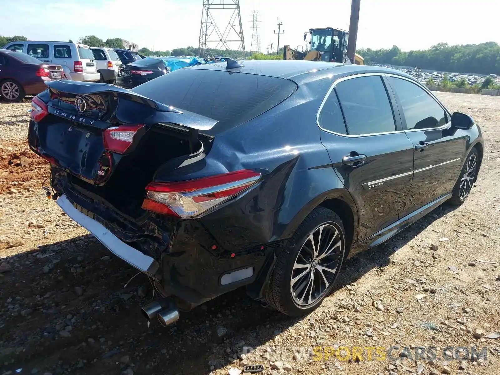 4 Photograph of a damaged car 4T1B11HK0KU291298 TOYOTA CAMRY 2019