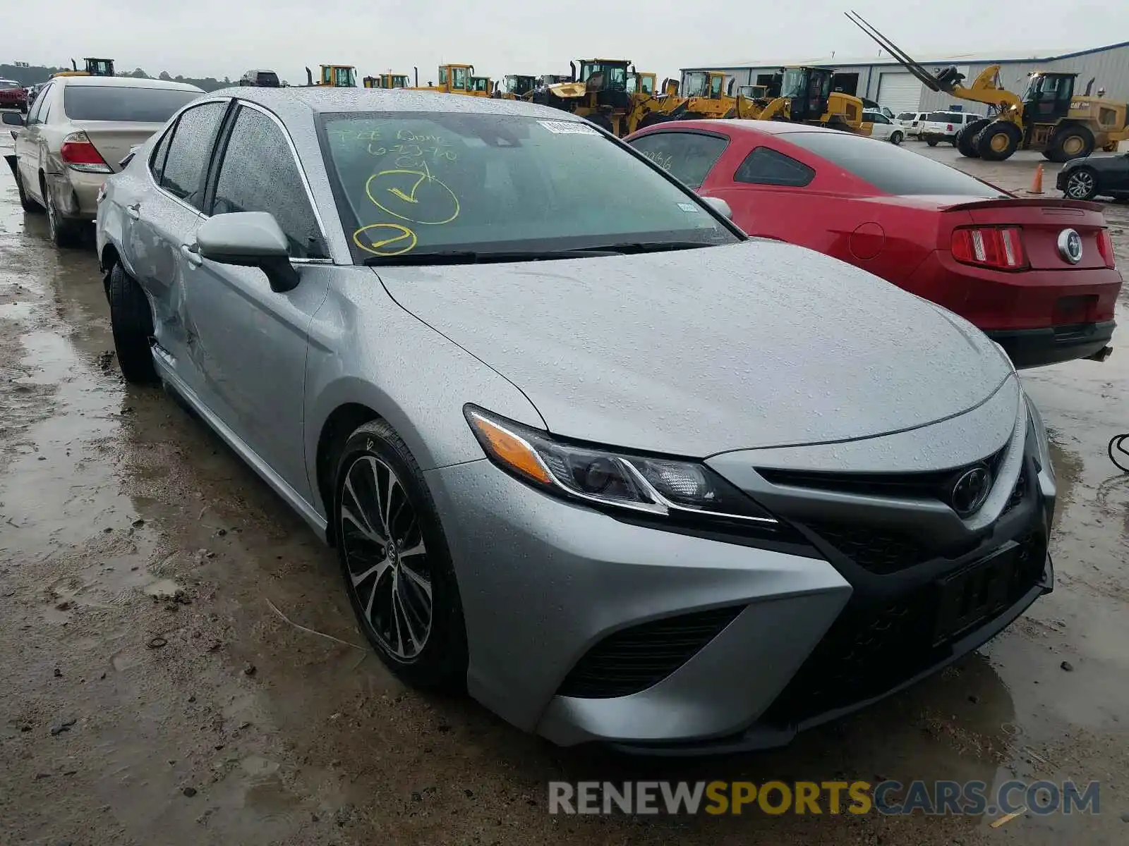 1 Photograph of a damaged car 4T1B11HK0KU292788 TOYOTA CAMRY 2019