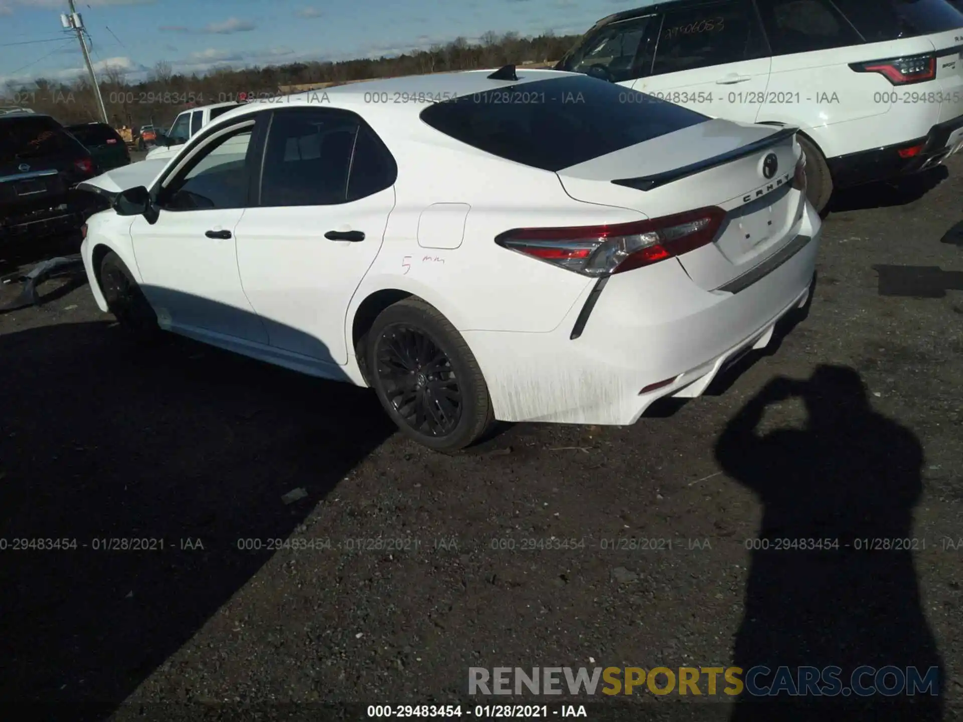 3 Photograph of a damaged car 4T1B11HK0KU294556 TOYOTA CAMRY 2019