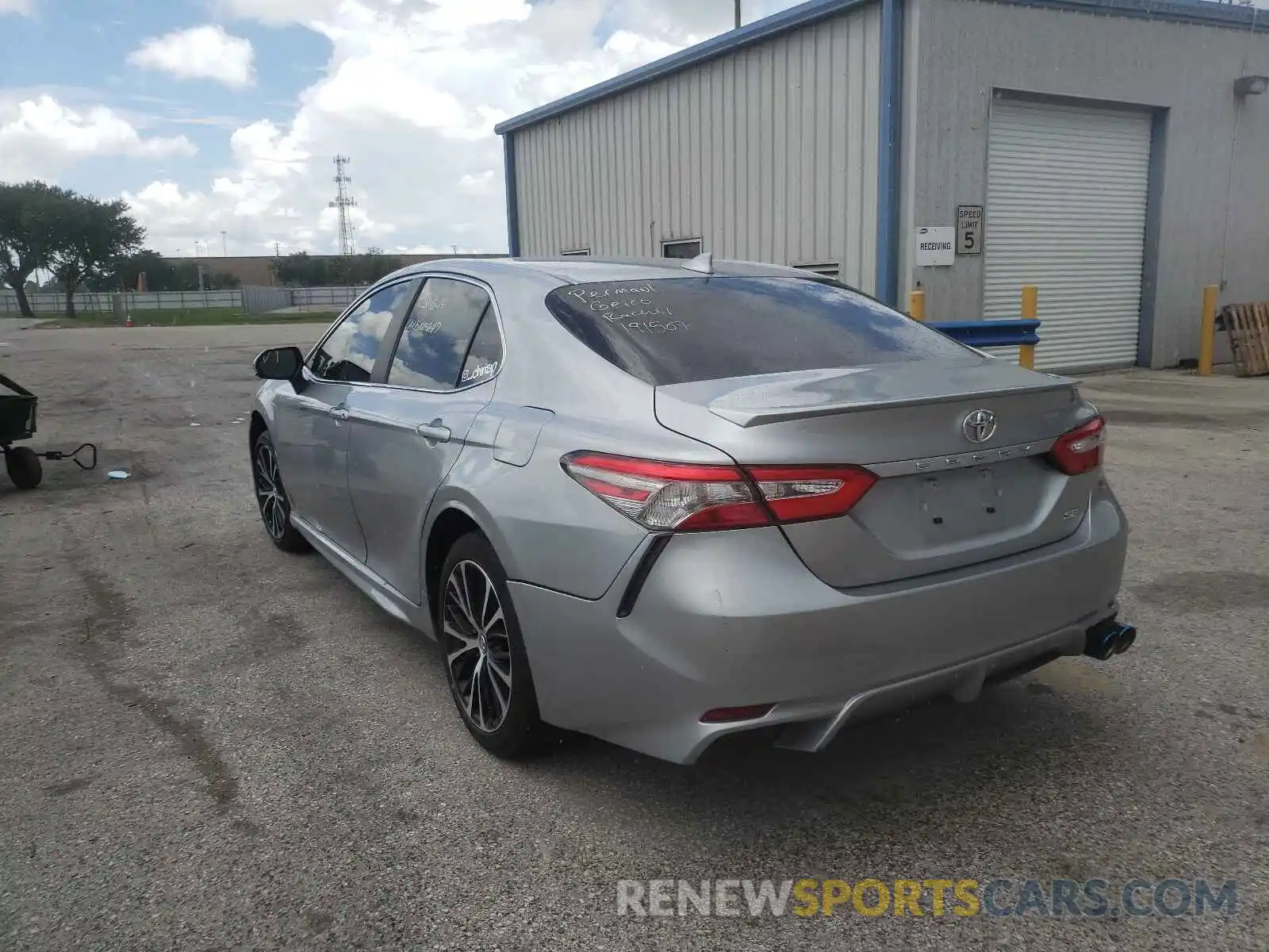 3 Photograph of a damaged car 4T1B11HK0KU295559 TOYOTA CAMRY 2019