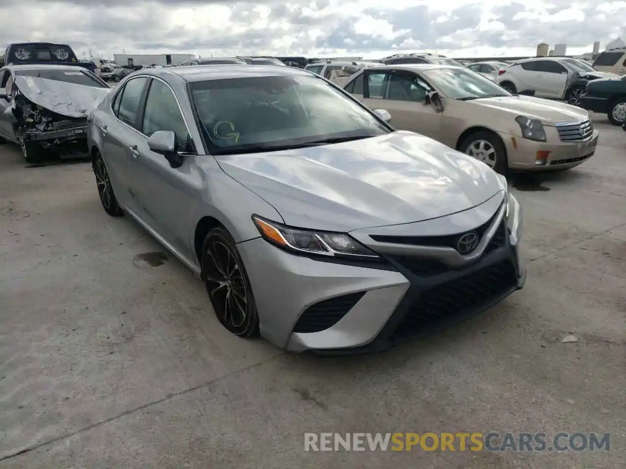 1 Photograph of a damaged car 4T1B11HK0KU297148 TOYOTA CAMRY 2019