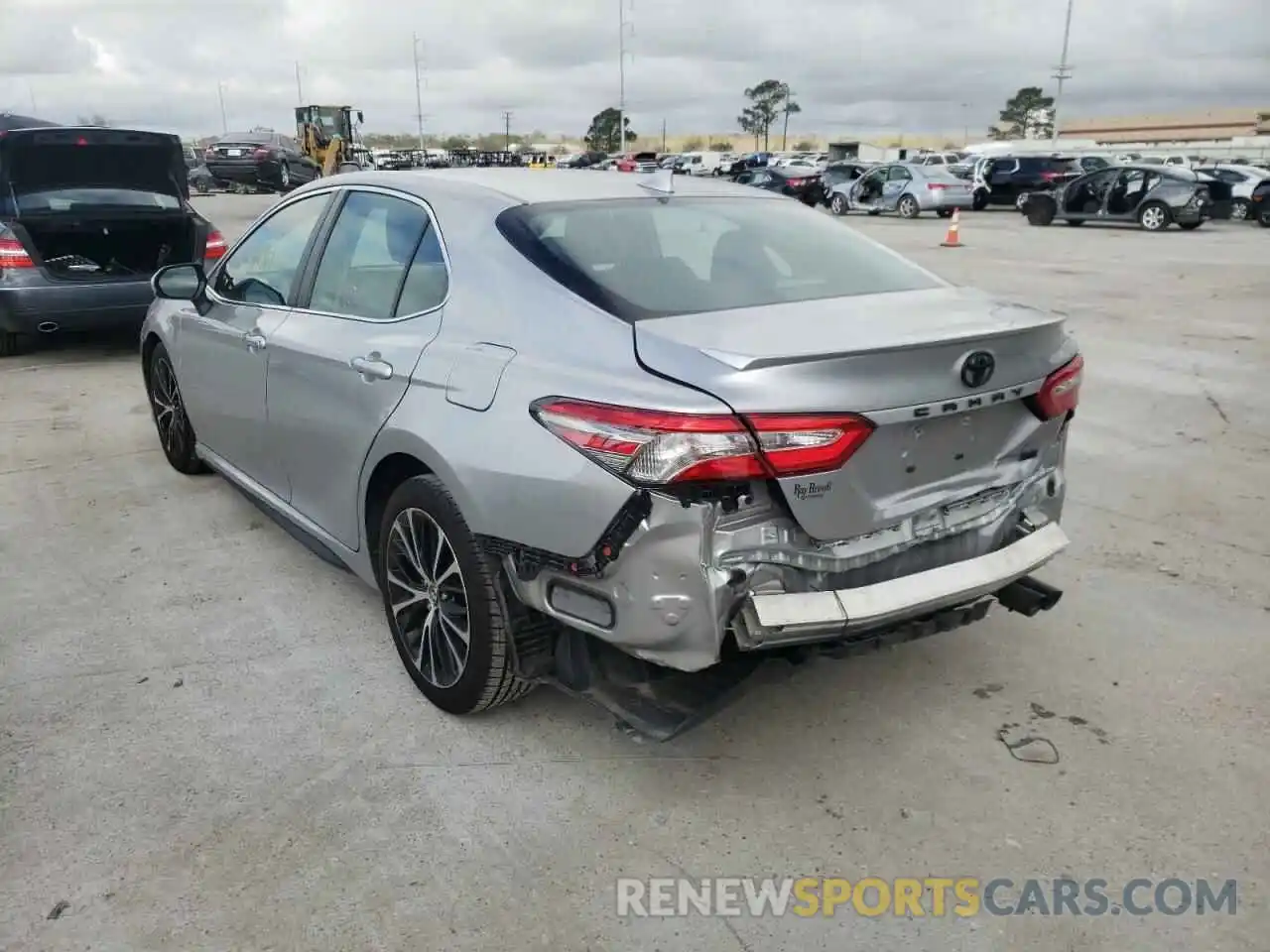 3 Photograph of a damaged car 4T1B11HK0KU297148 TOYOTA CAMRY 2019