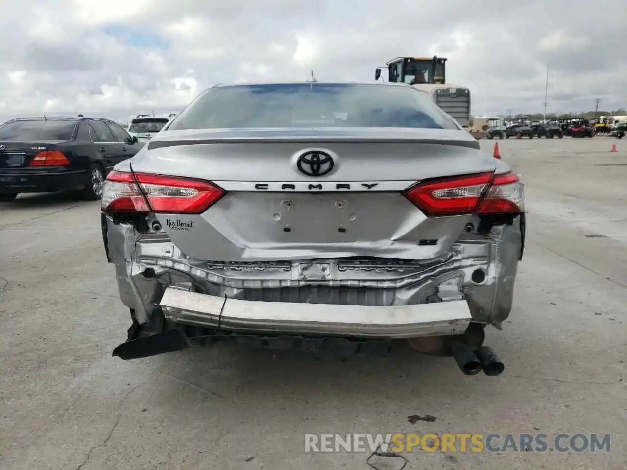 9 Photograph of a damaged car 4T1B11HK0KU297148 TOYOTA CAMRY 2019