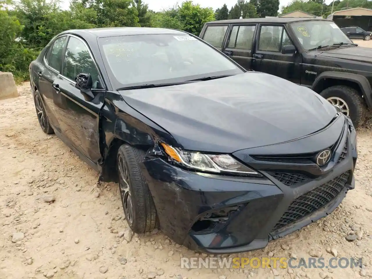 1 Photograph of a damaged car 4T1B11HK0KU297666 TOYOTA CAMRY 2019