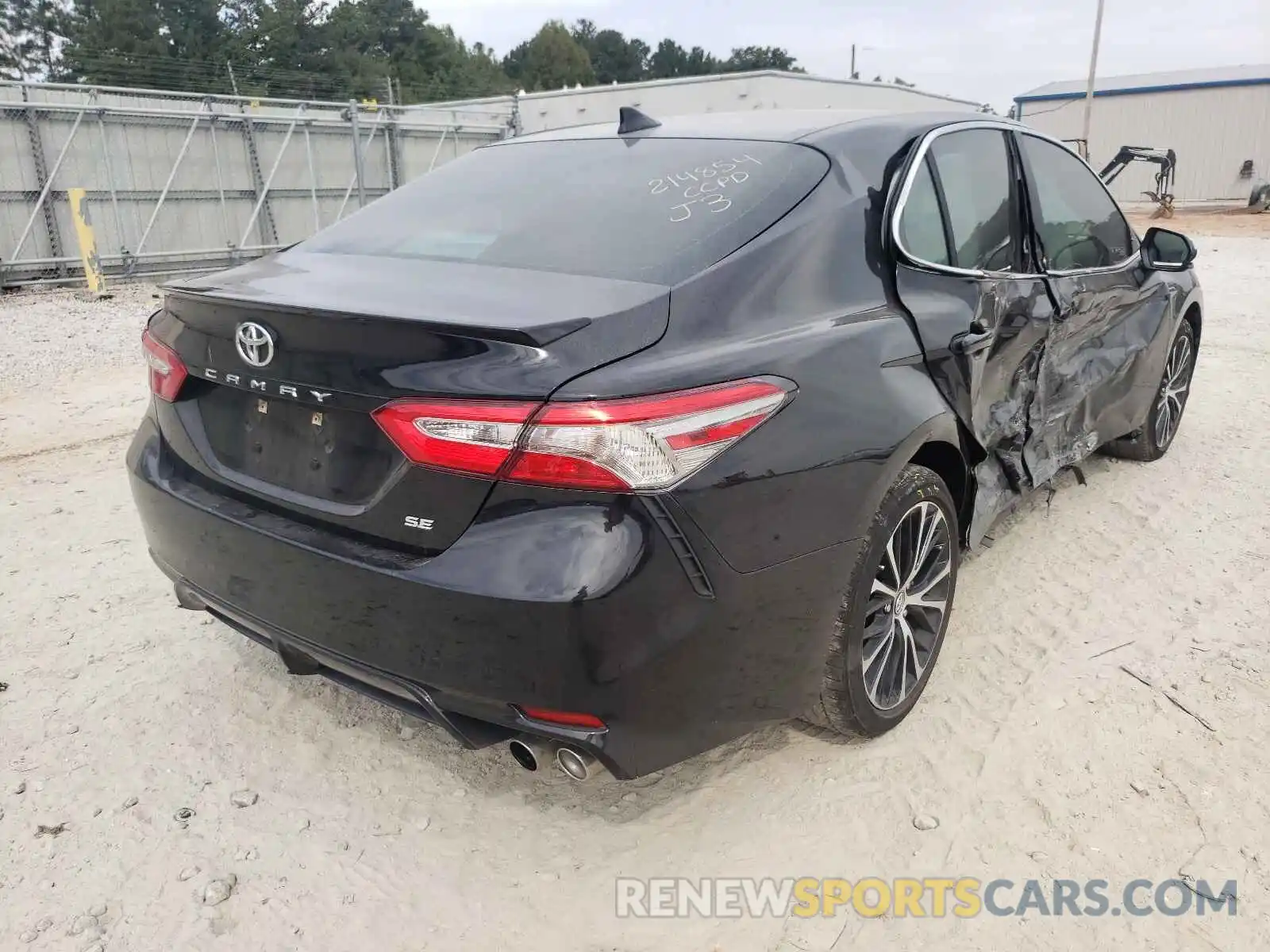 4 Photograph of a damaged car 4T1B11HK0KU298574 TOYOTA CAMRY 2019