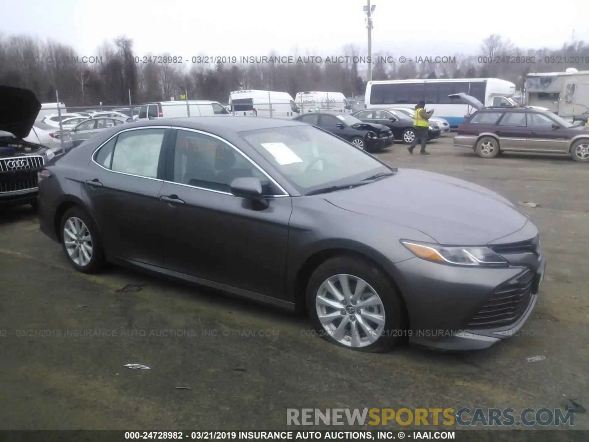 1 Photograph of a damaged car 4T1B11HK0KU679633 TOYOTA CAMRY 2019